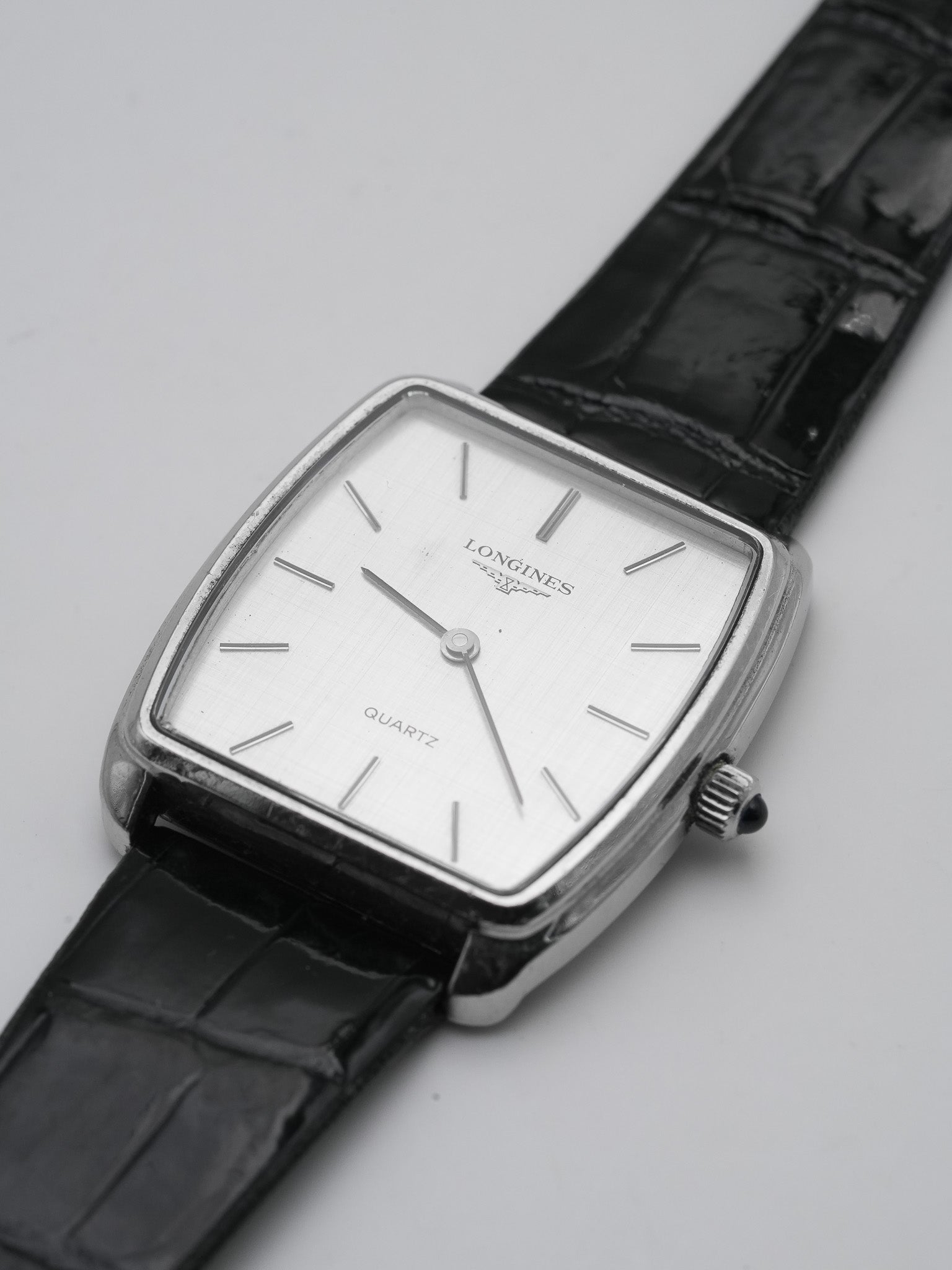 Longines - Tonneau Lin Acier - 1980s - Atelier Victor - Vintage Shop