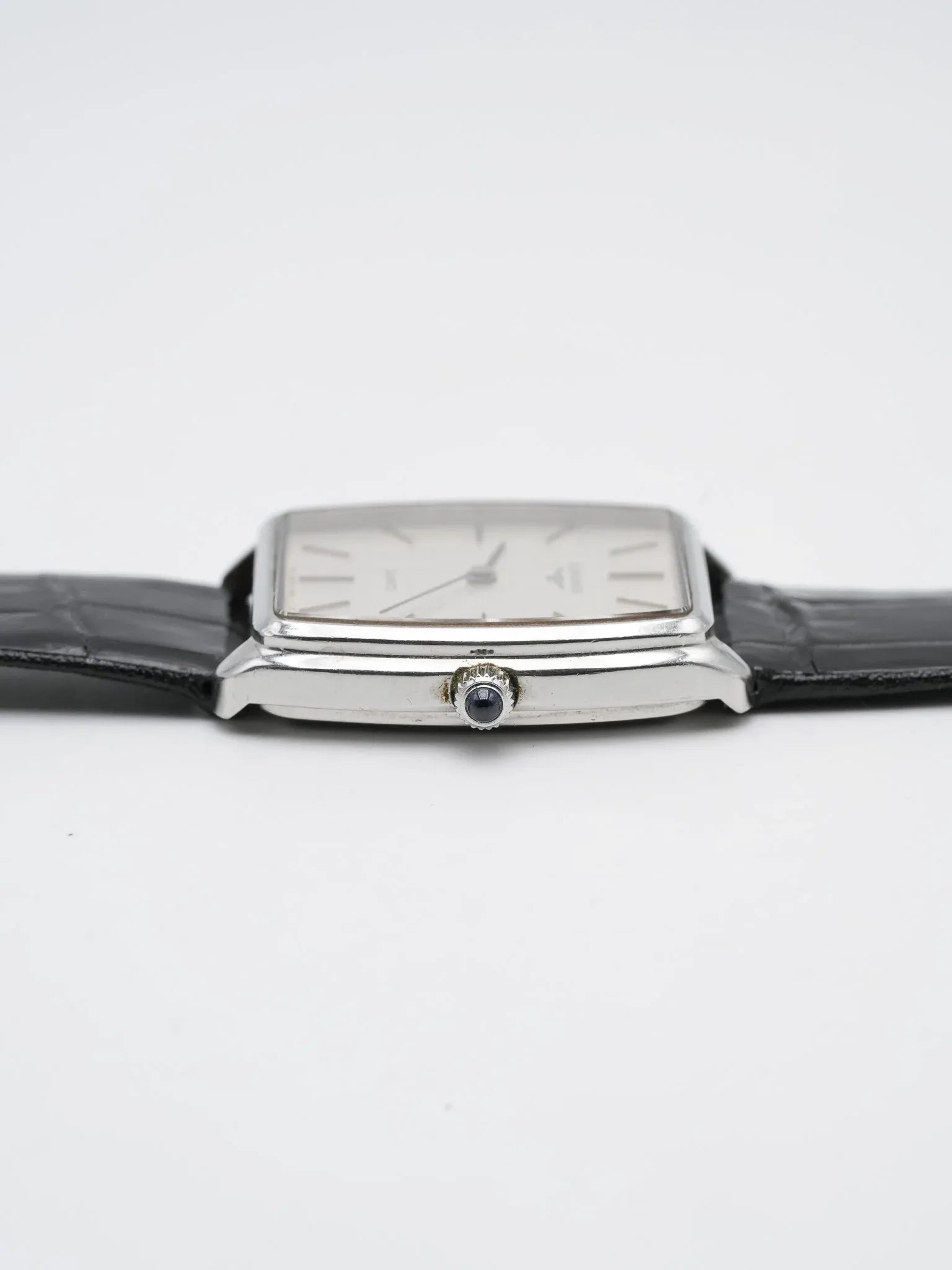 Longines - Tonneau Lin Acier - 1980s - Atelier Victor - Vintage Shop