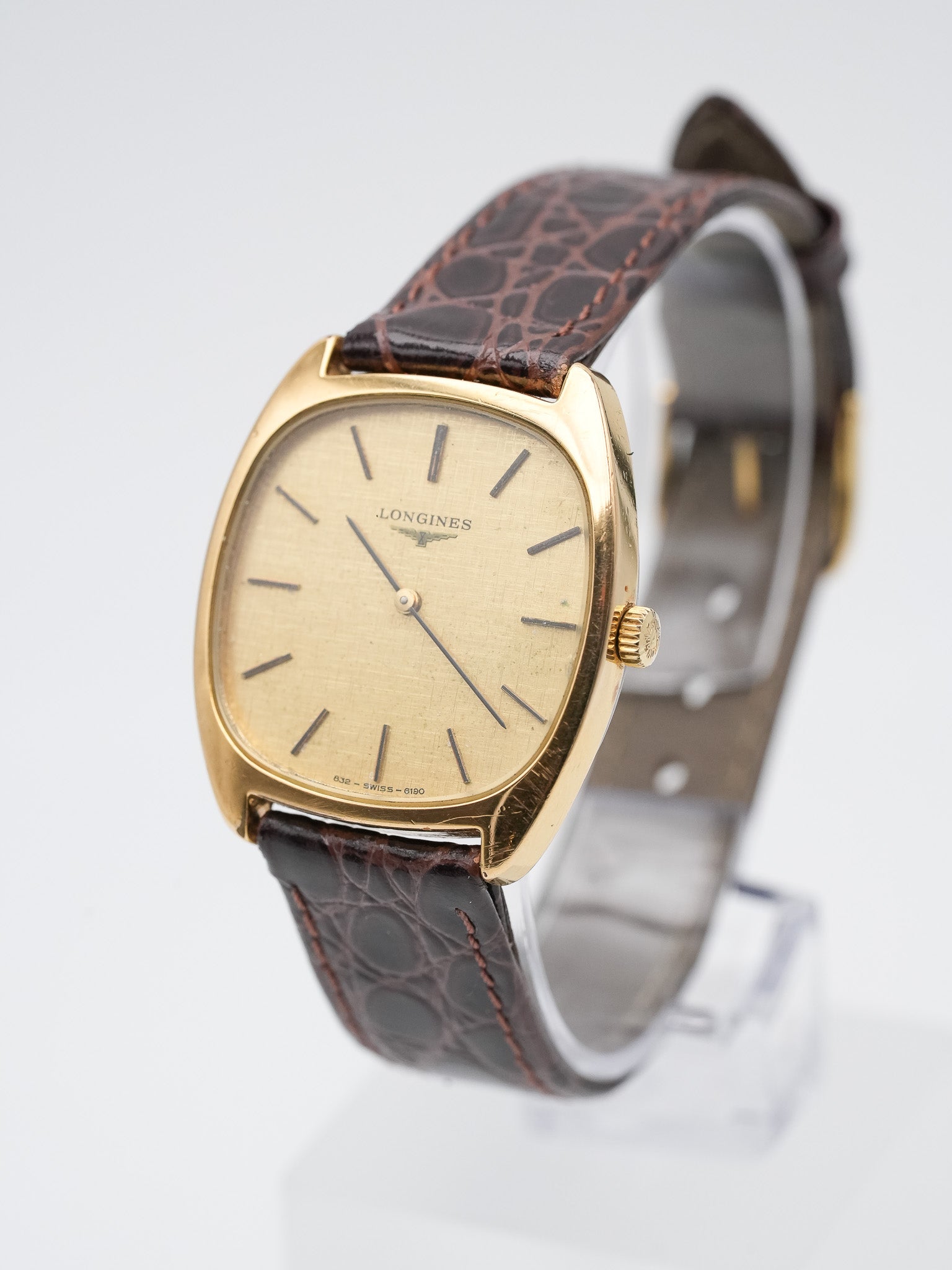 Longines - Tonneau Lin plaqué or meca - 1980s - Atelier Victor Paris - Vintage Watch Shop Dubai