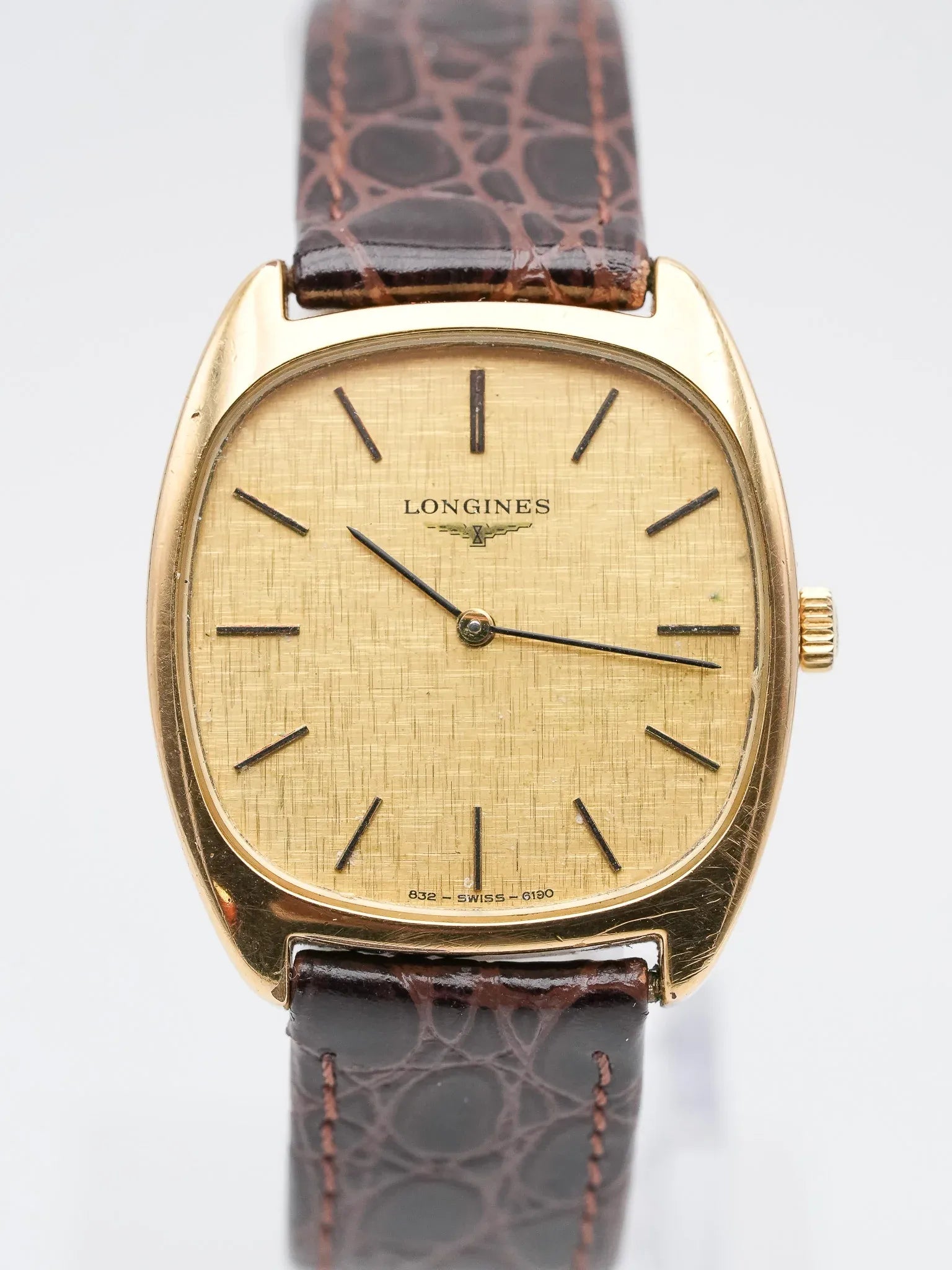 Longines - Tonneau Lin plaqué or meca - 1980s - Atelier Victor - Vintage Shop