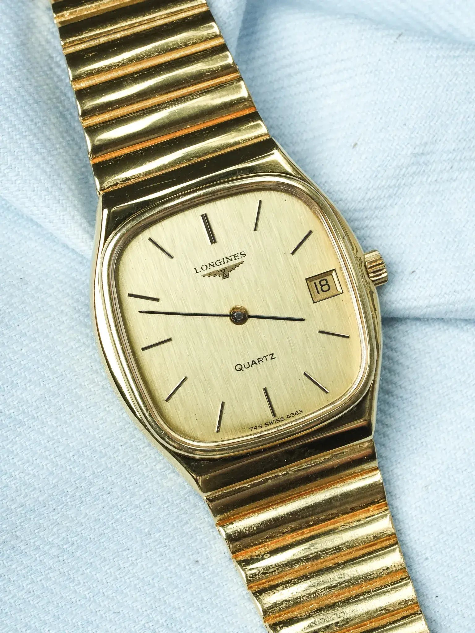 Longines - Tonneau Placcato oro Quadrante Lin data - 1980s