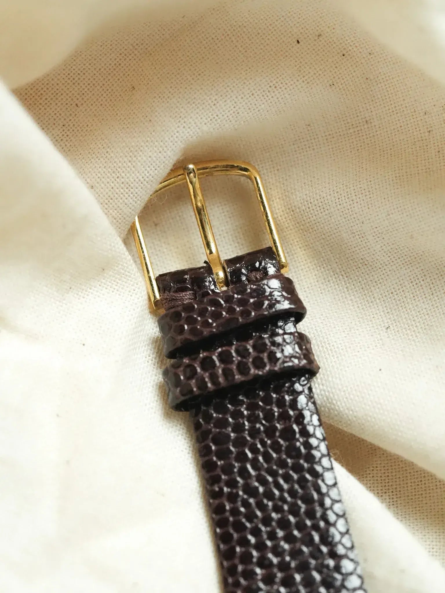 Longines - Tonneau Plaqué Or date Quartz - 1980s - Atelier Victor