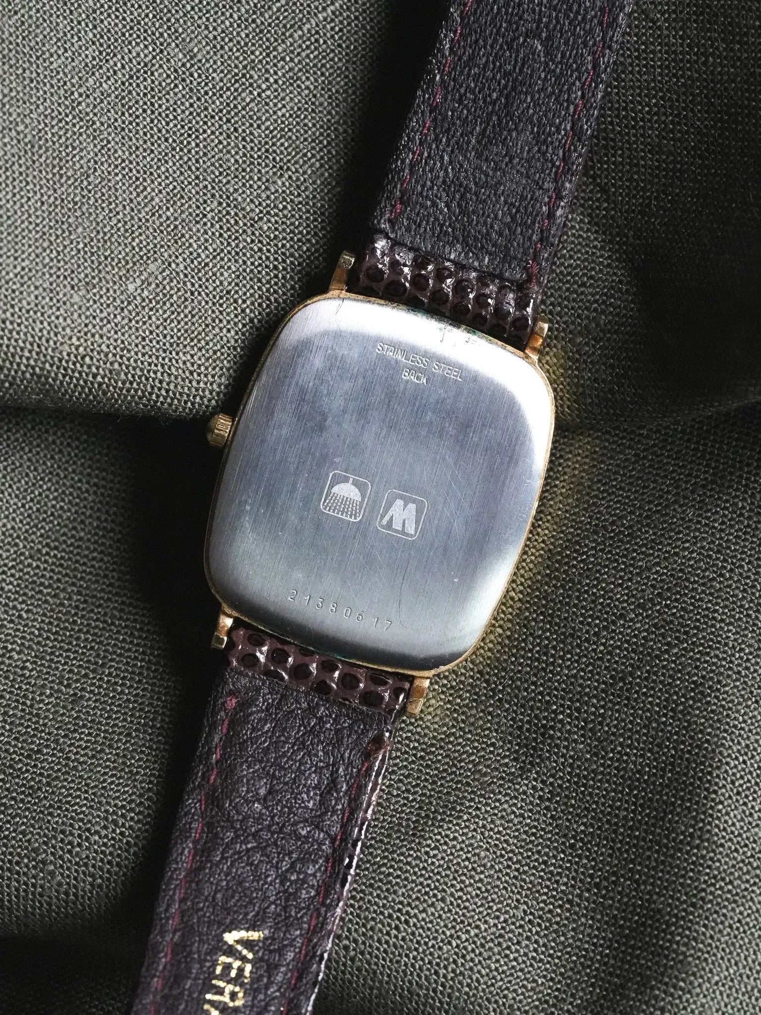 Longines - Tonneau plaqué Or quartz - 1980s - Atelier Victor