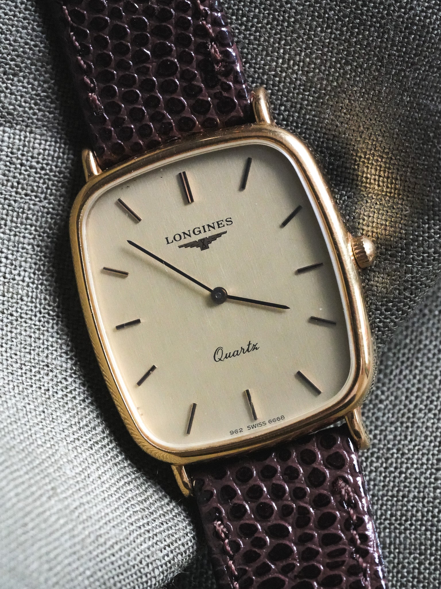 Longines - Tonneau plaqué Or quartz - 1980s - Atelier Victor Paris - Vintage Watch Shop Dubai
