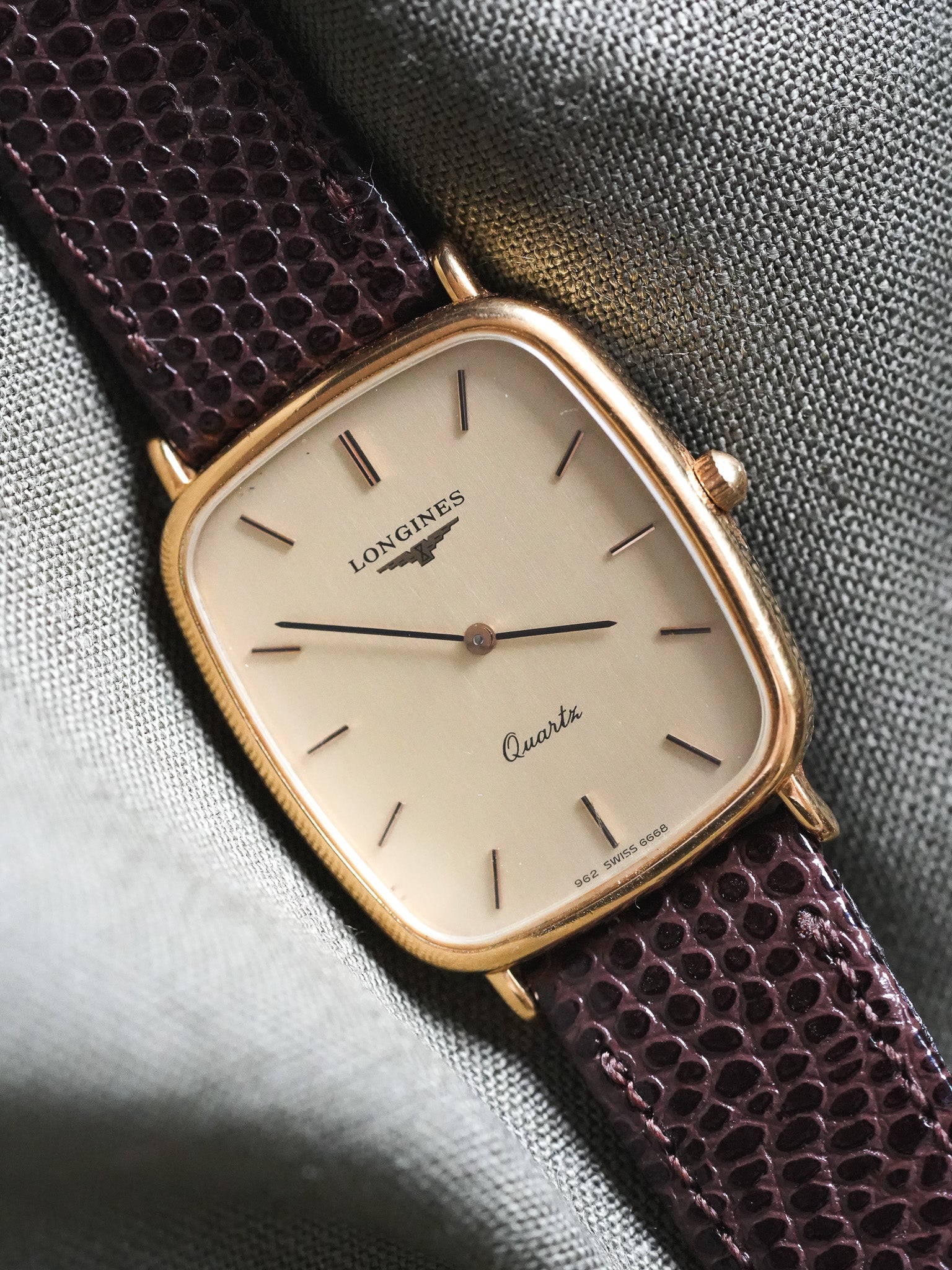 Longines - Tonneau plaqué Or quartz - 1980s - Atelier Victor Paris - Vintage Watch Shop Dubai