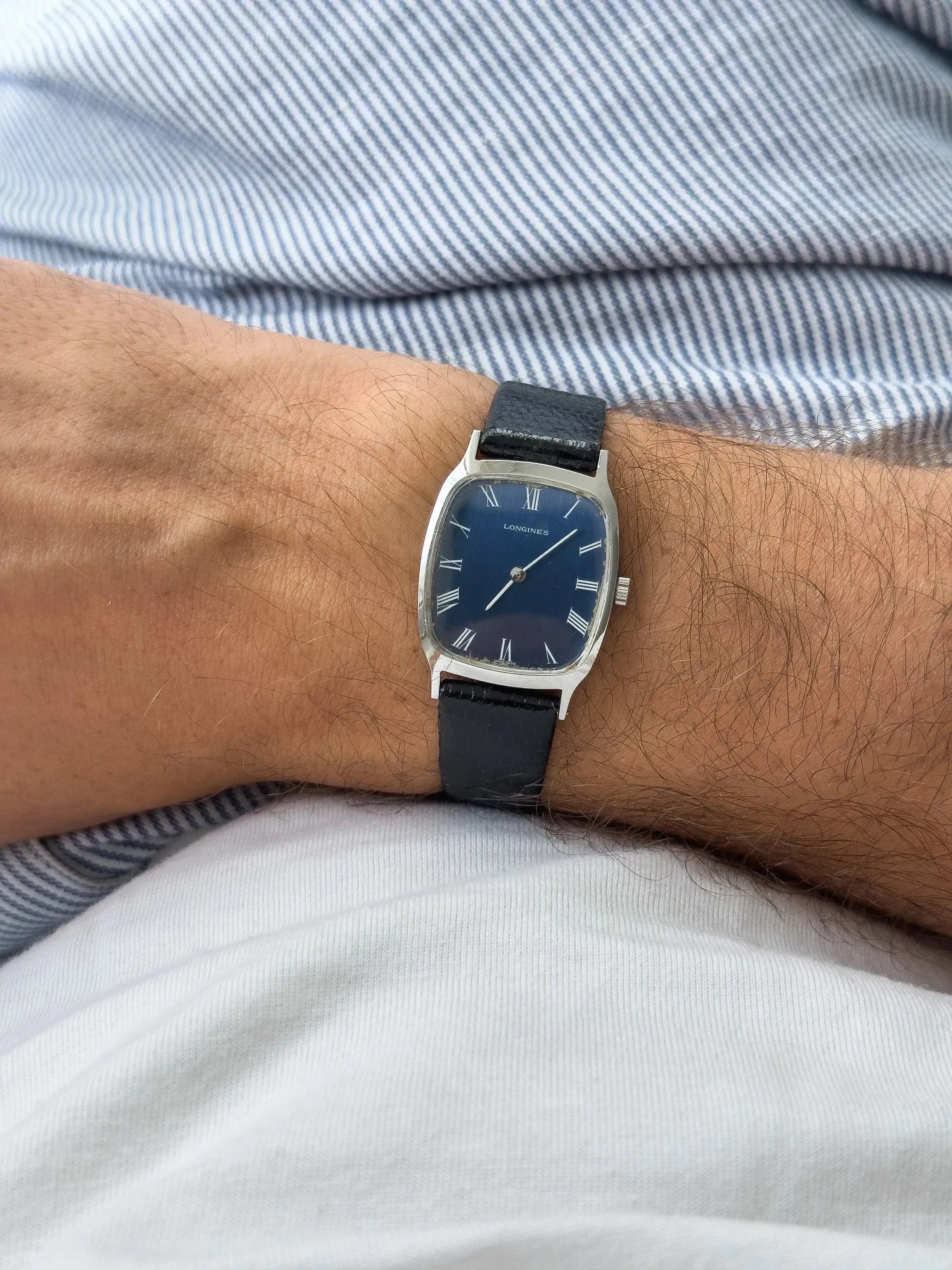 Longines - Tonneau Romain Bleu Nuit - 1970s - Atelier Victor