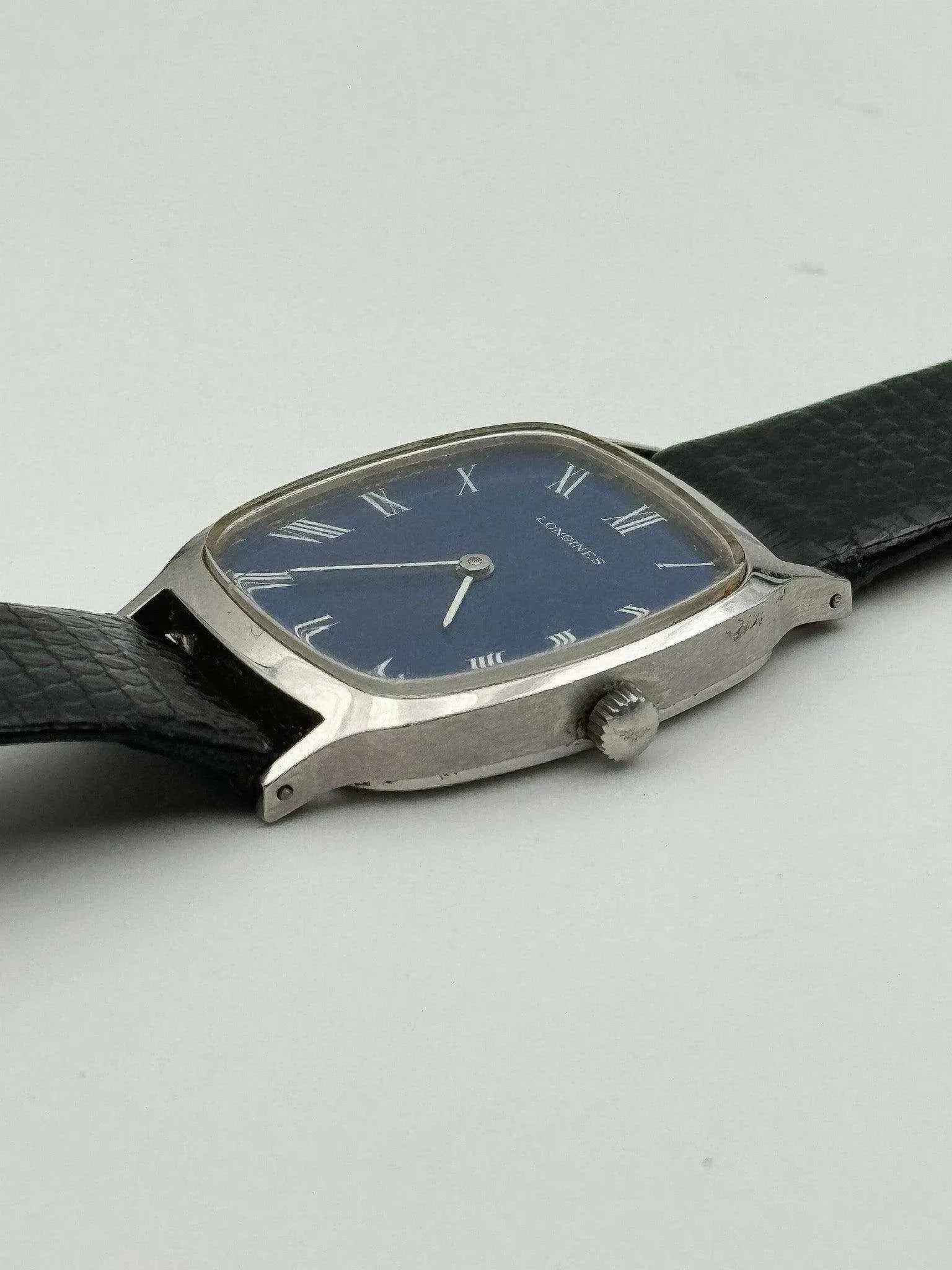 Longines - Tonneau Romain Bleu Nuit - 1970s - Atelier Victor - Vintage Shop
