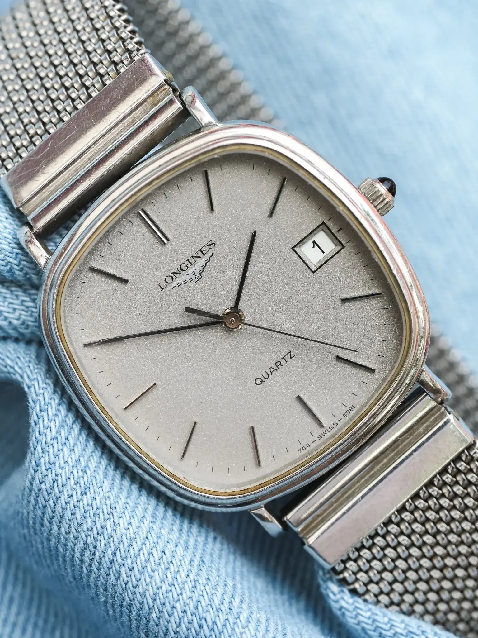 Longines - TV acier cadran argent - 1980s - Atelier Victor