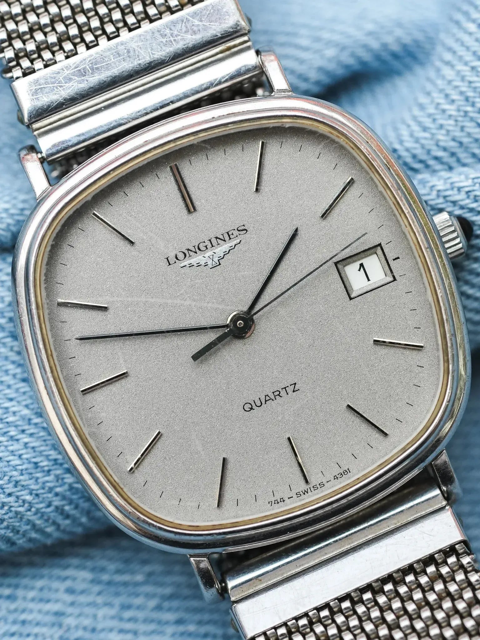 Longines - TV acier cadran argent - 1980s - Atelier Victor