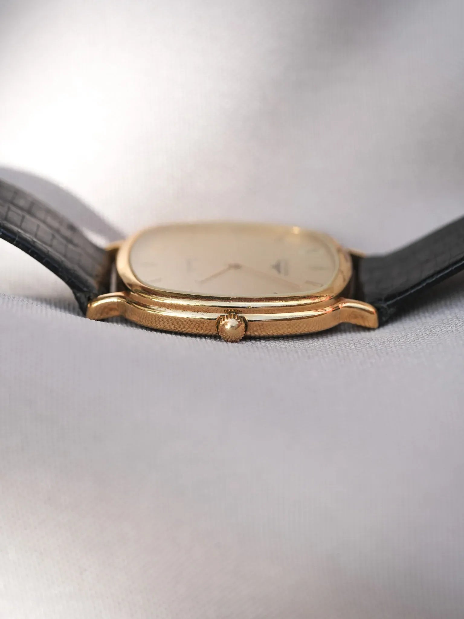 Longines - TV Or Écailles - 1980s - Atelier Victor - Vintage Shop