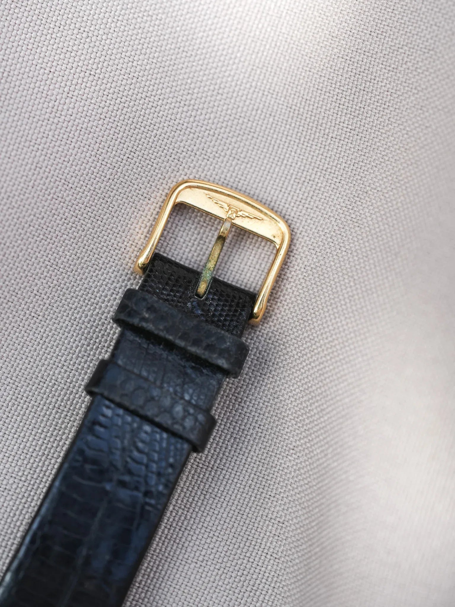 Longines - TV Or Écailles - 1980s - Atelier Victor - Vintage Shop