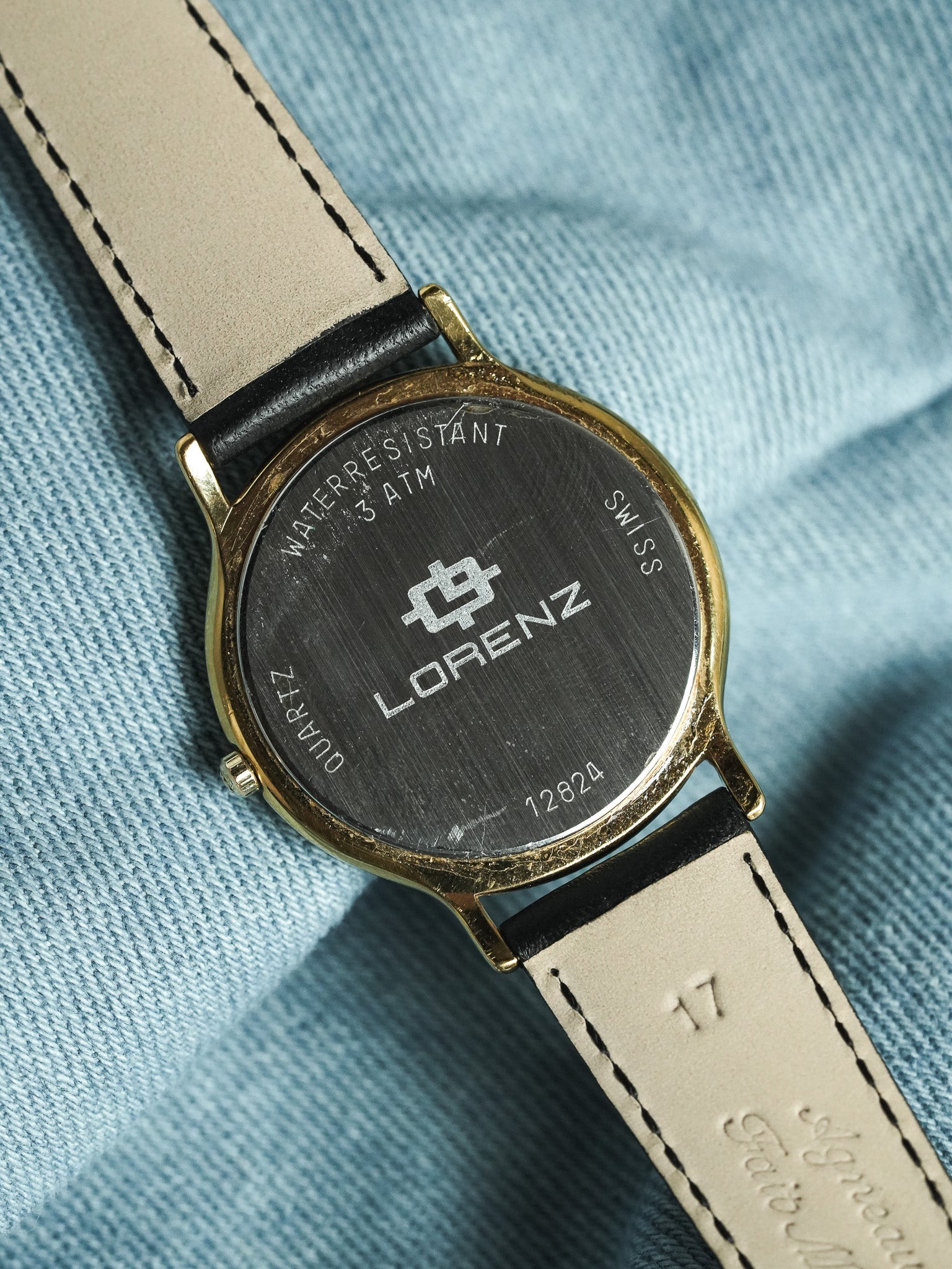 Lorenz - Plaqué or noir date 6h - 1990s - Atelier Victor - Vintage Shop