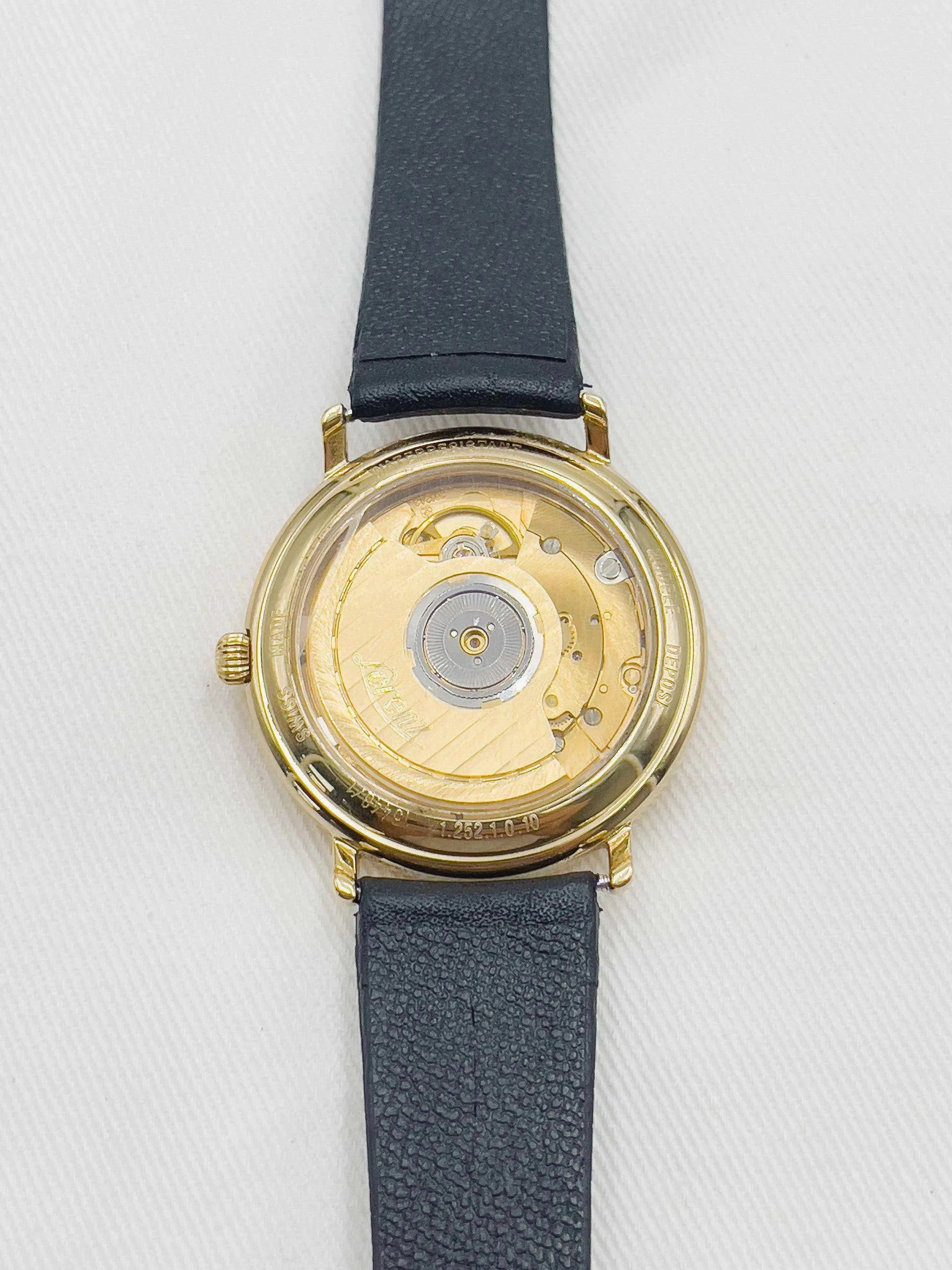Lorenz - Réserve de marche blanc - 1990s - Atelier Victor Paris - Vintage Watch Shop Dubai