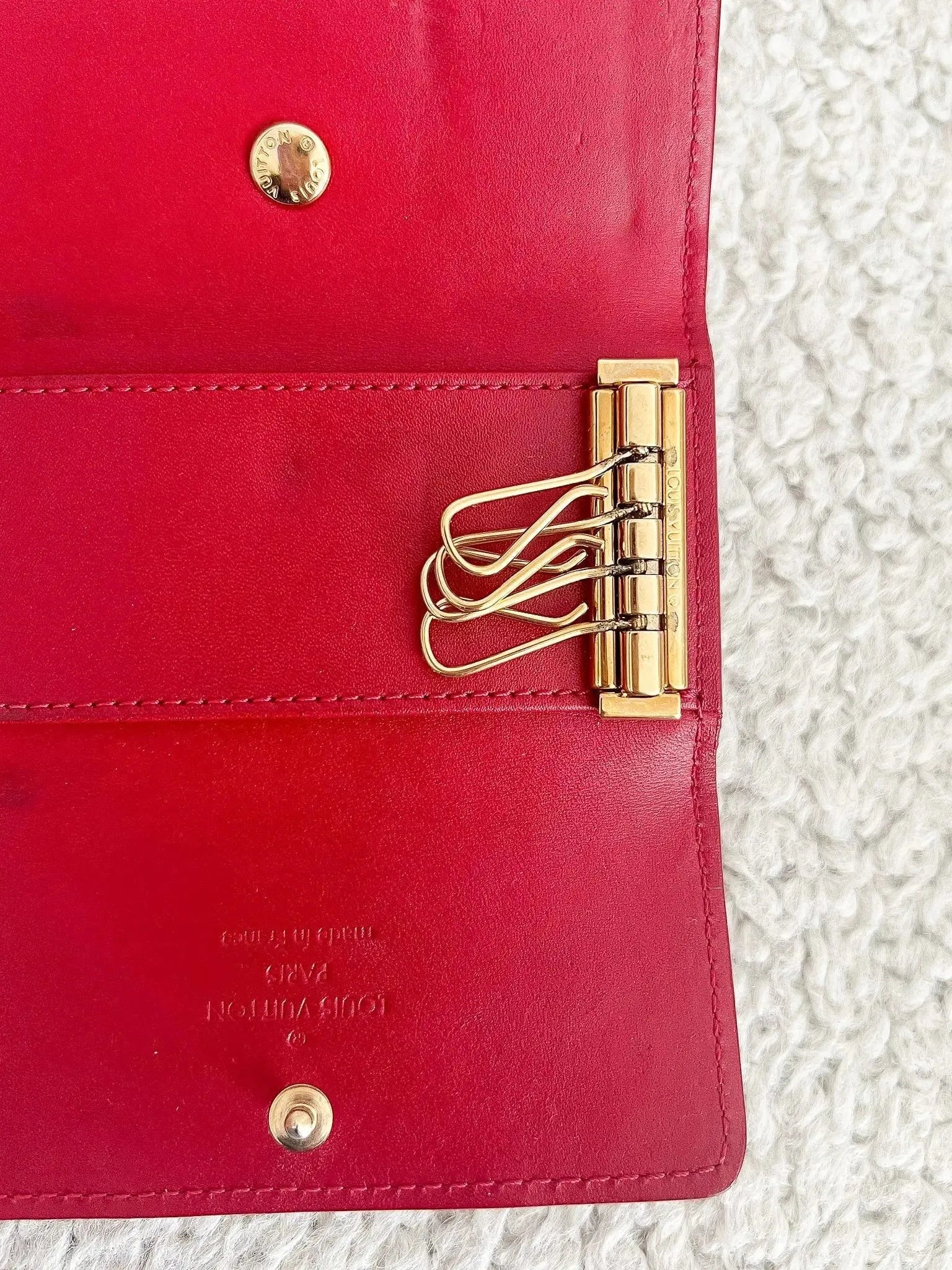 Louis Vuitton - Multiclés Rouge - Atelier Victor Paris - Vintage Watch Shop Dubai