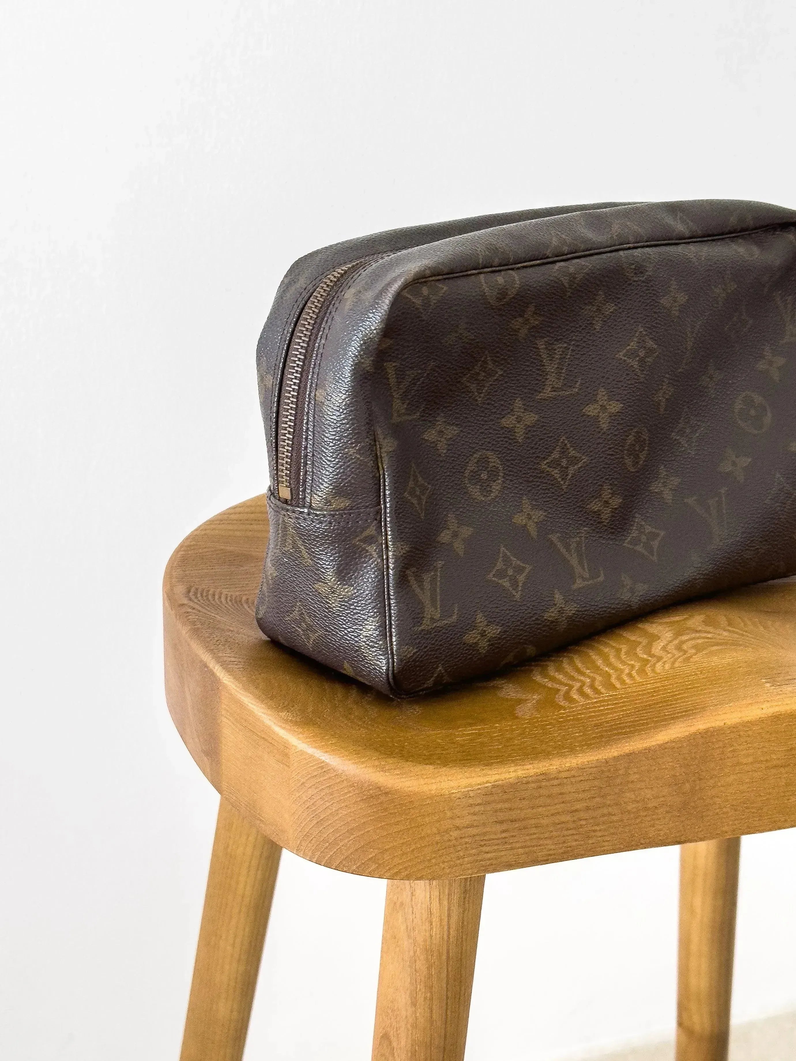 Louis Vuitton - Pochette Vintage XL Monogram - Atelier Victor