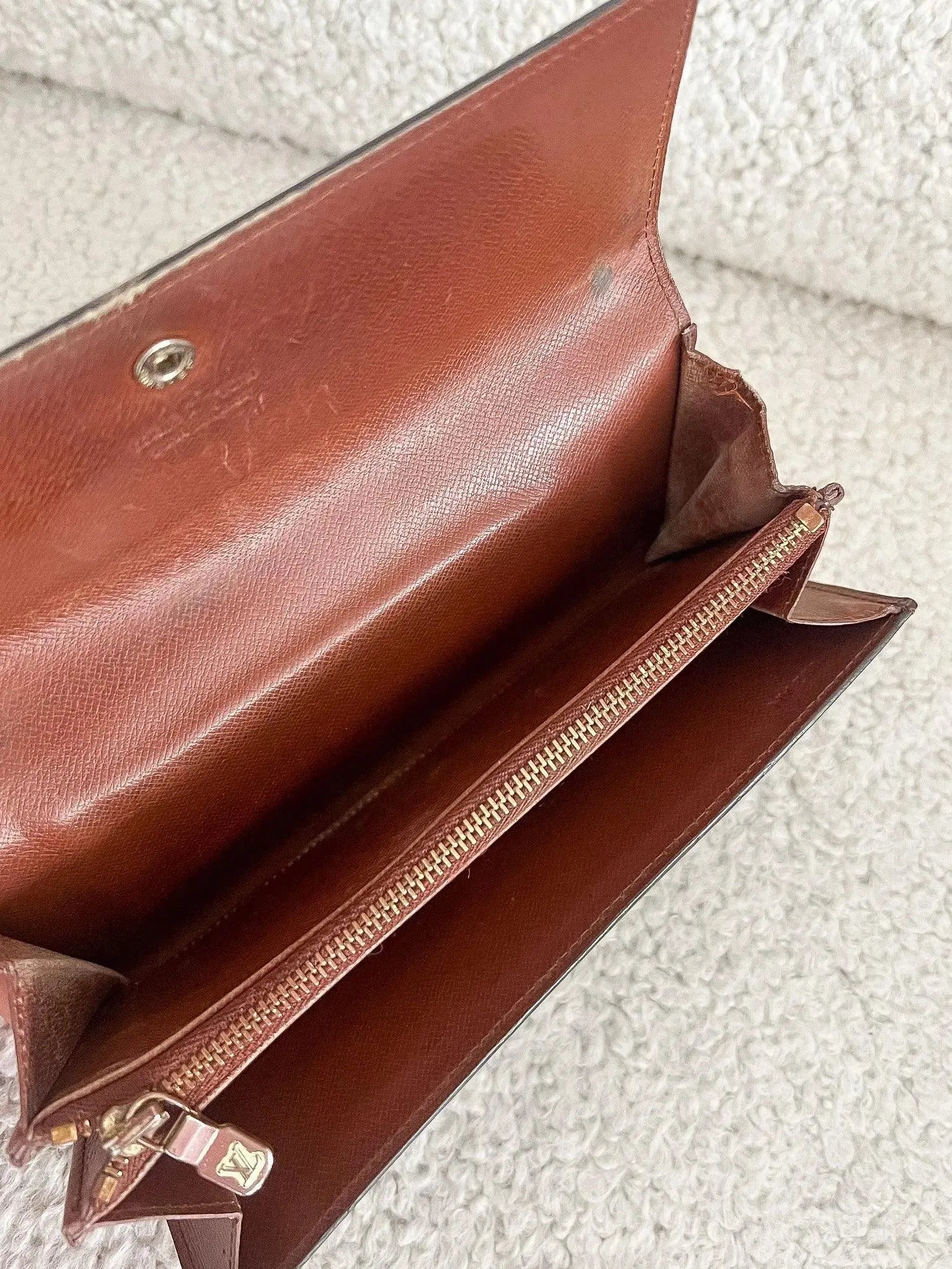 Louis Vuitton - Portefeuille Monogram Grand modèle - Atelier Victor - Vintage Shop