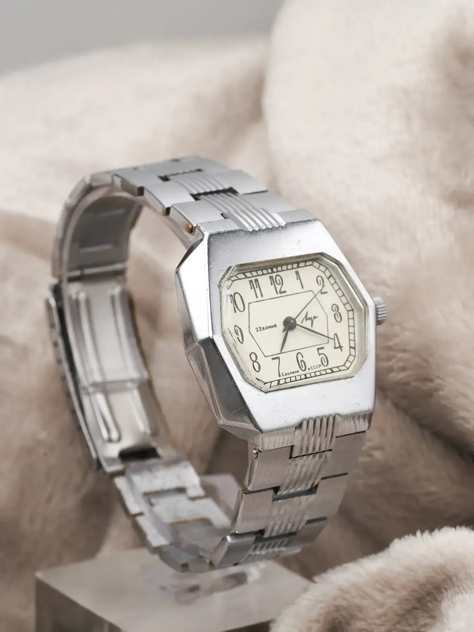 Luch - Acier inspiration T18 LIP - 1950s - Atelier Victor