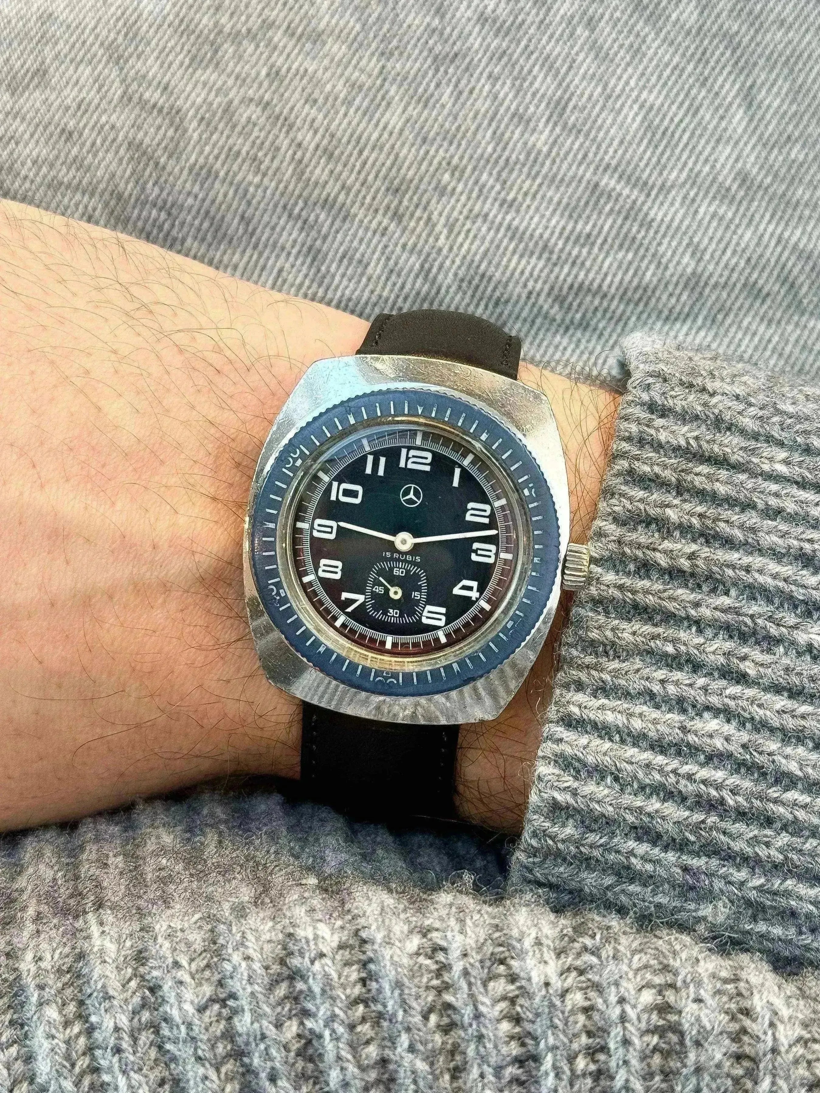 Mercedes - Plongeuse Bleu Vert mercedes - 1960s - Atelier Victor