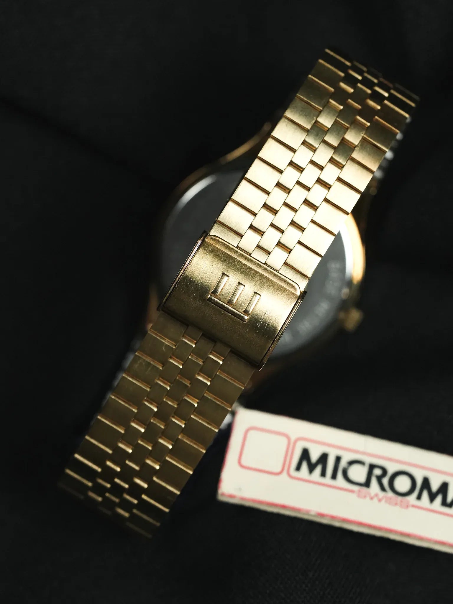 Microma Swiss - Romain Blanc Bracelet intégré plaqué or - Neuve de stock - 1990s - Atelier Victor