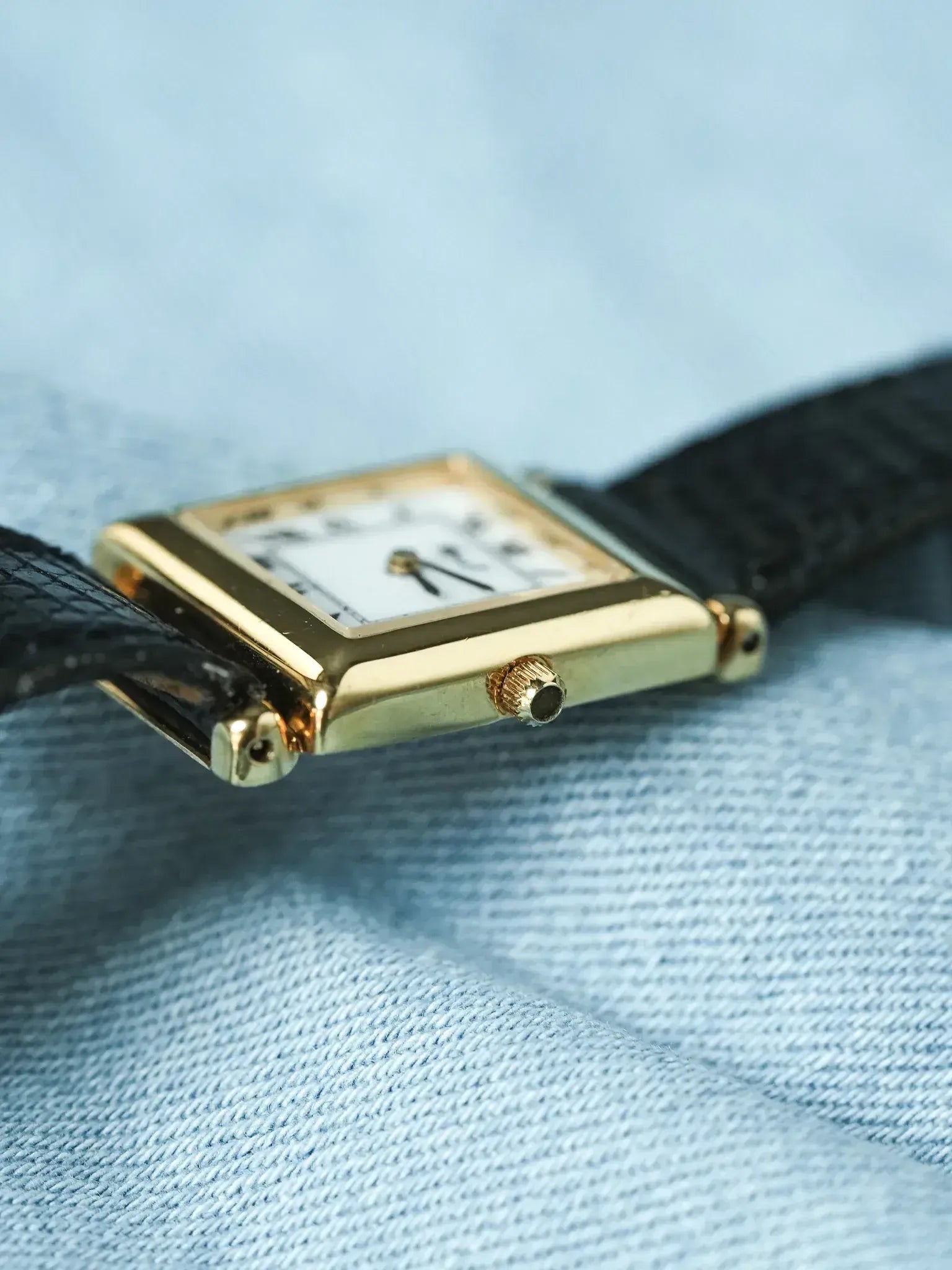 Monet - Tank Style "Obus" Chiffre Romain Quartz - 2000s - Atelier Victor