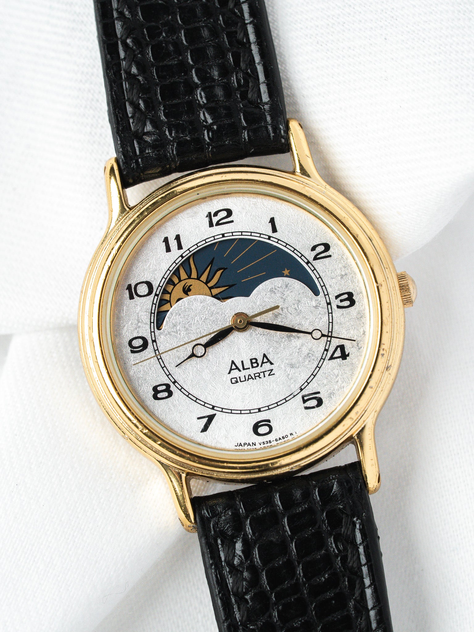 Reloj Alba Soleil-Lune V535-6B10 — Esfera plateada escarchada (1989)
