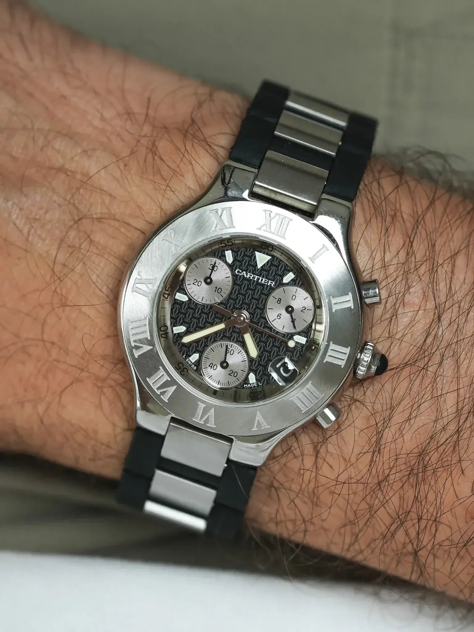Cartier - Must Chronographe Noir 2424 - papier - 2003 - Atelier Victor