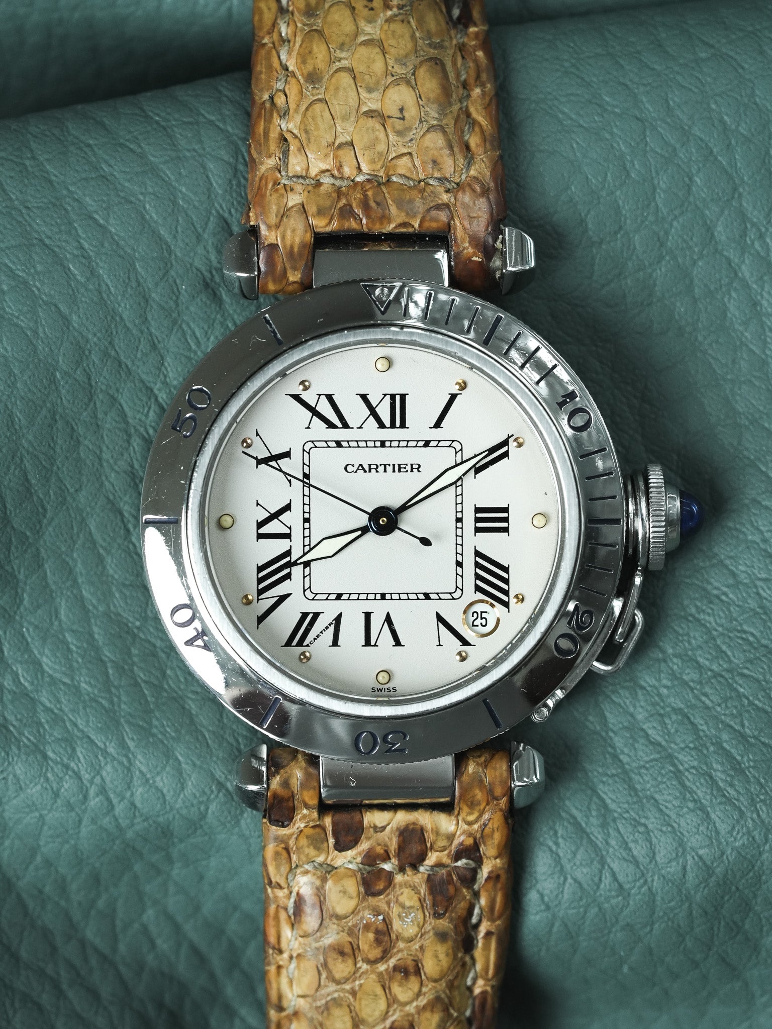 Montre Cartier Pasha Vintage - R4010 Acier 35.5mm Crème Serpent (Années 2000) - Atelier Victor