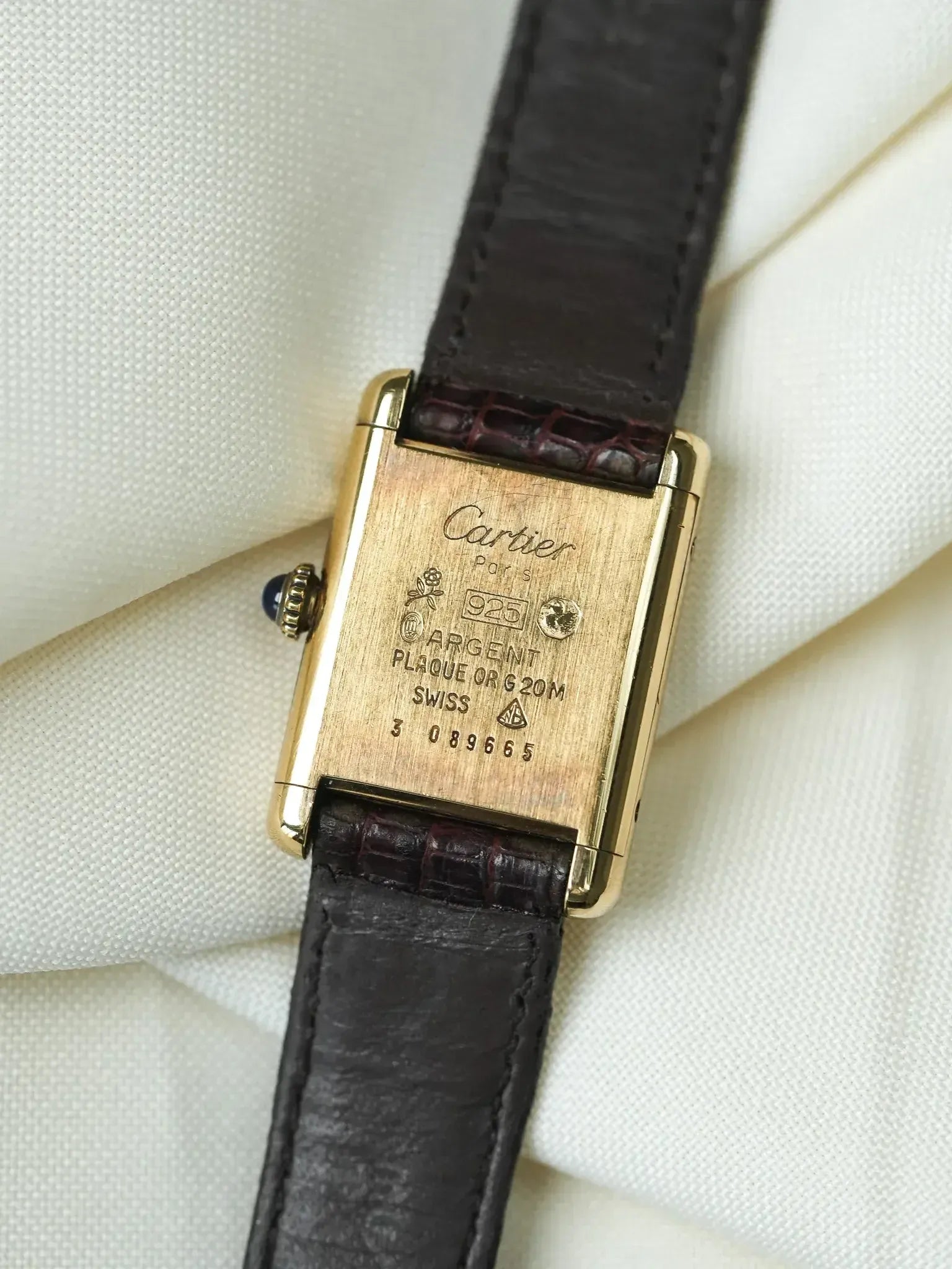 Montre Cartier Tank Must SM Vermeil (Années 1980) – Cadran Rouge & Mécanique - Atelier Victor
