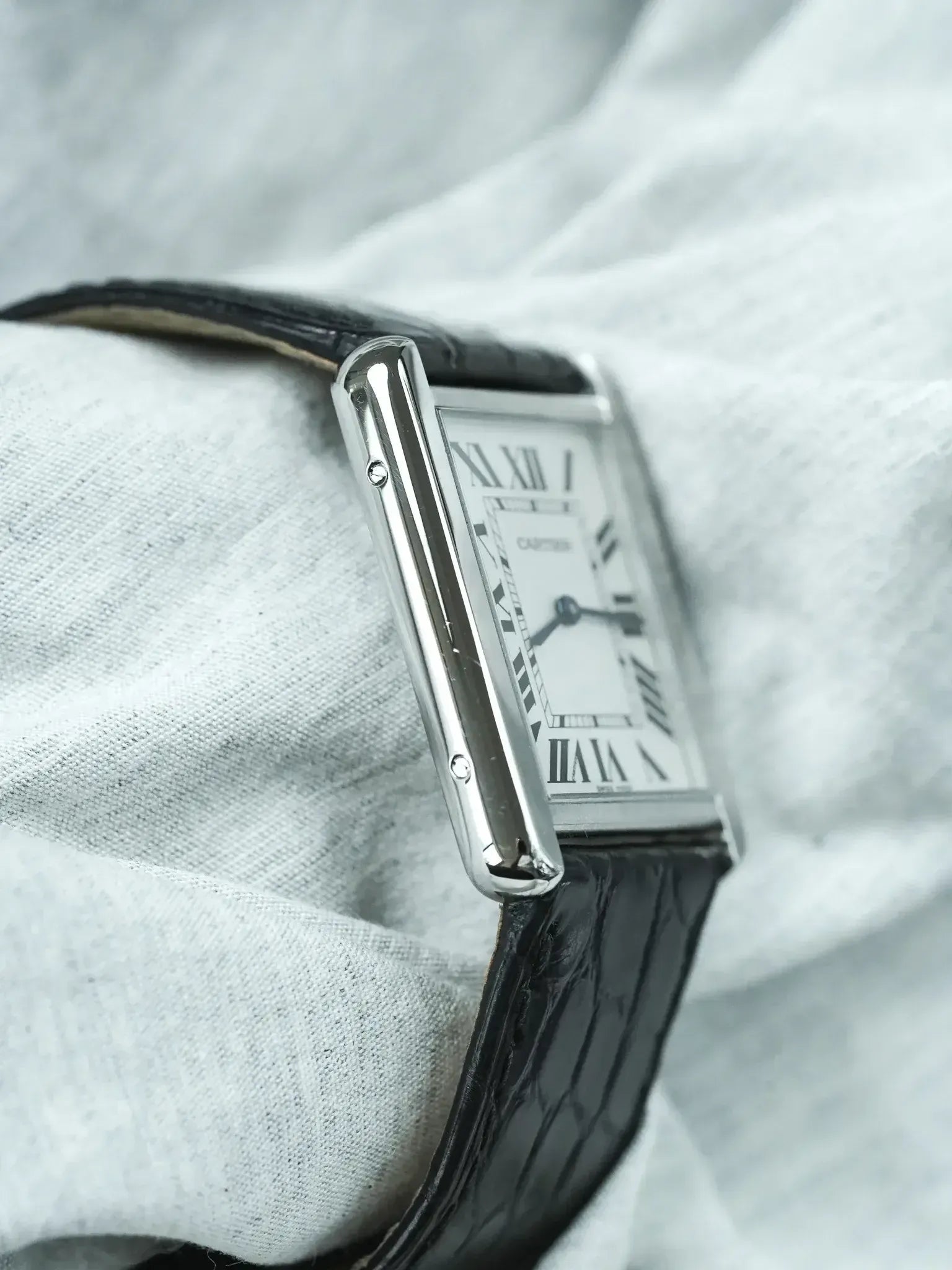 Montre Cartier Tank Solo Large (Ref. 3169) - Acier & Boucle Déployante (2010s) - Atelier Victor