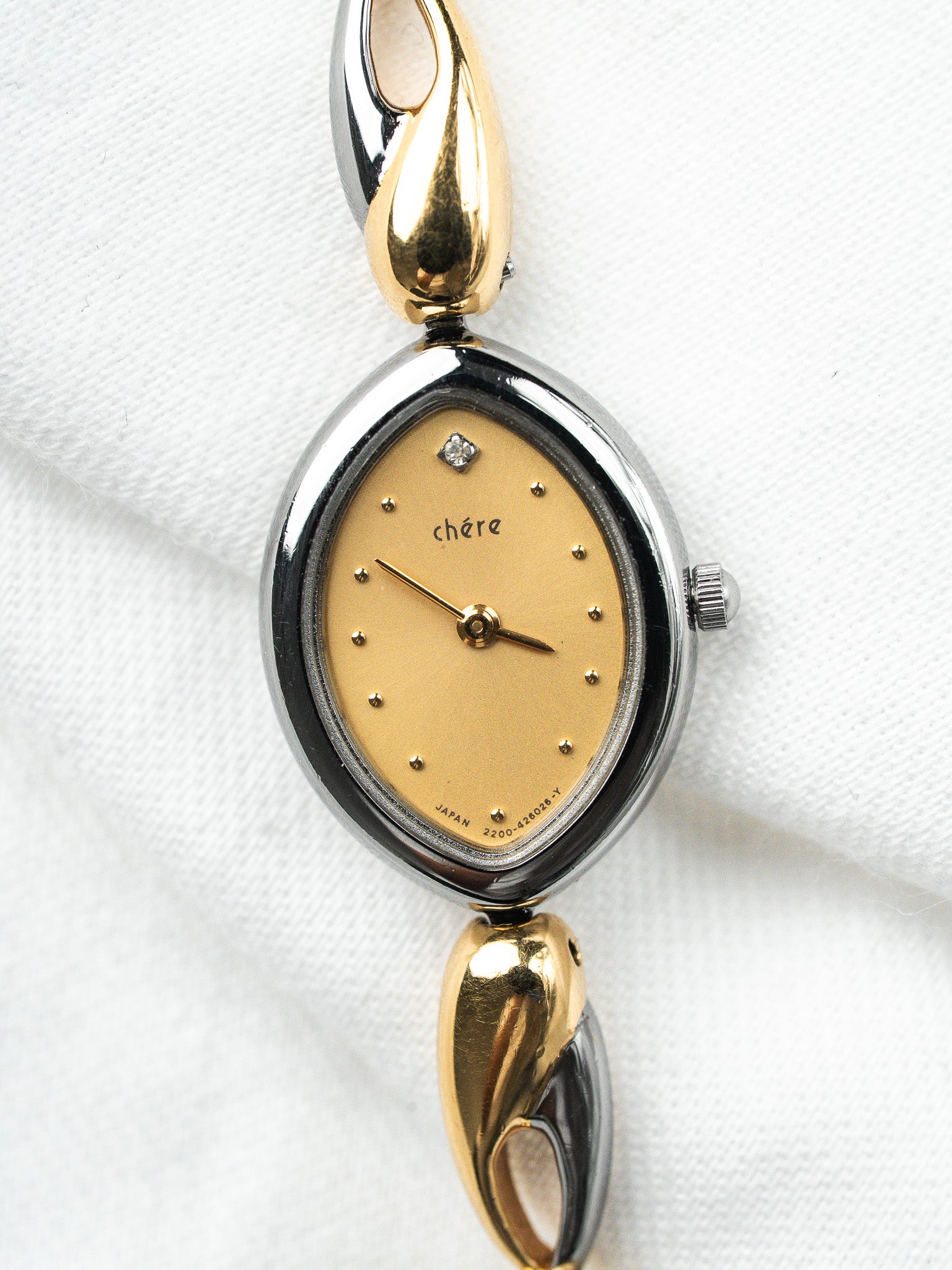 Citizen Watch 昂贵 — 双色椭圆鸡尾酒款 镶嵌宝石 (1996)