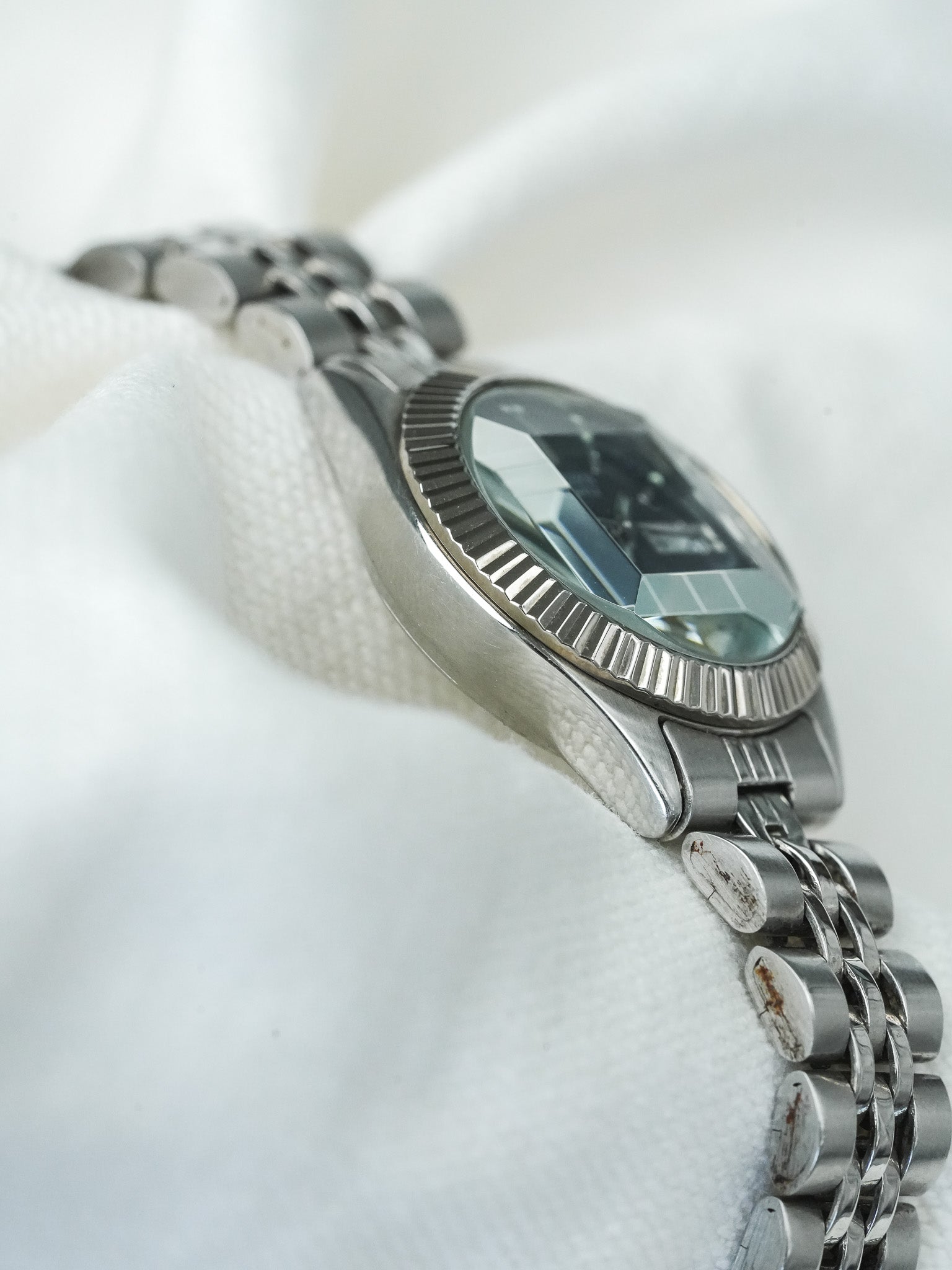 Orologio Citizen Daydate Facette 6000-K09338 in acciaio 26 mm 1980 vintage