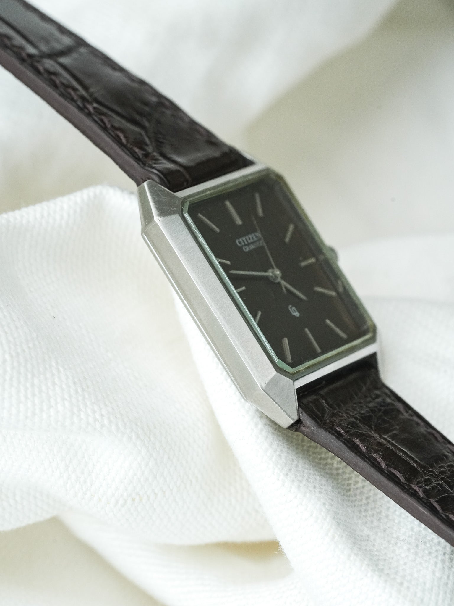 Montre Citizen Vintage - Tank Chocolat Guilloché (1988) - Atelier Victor