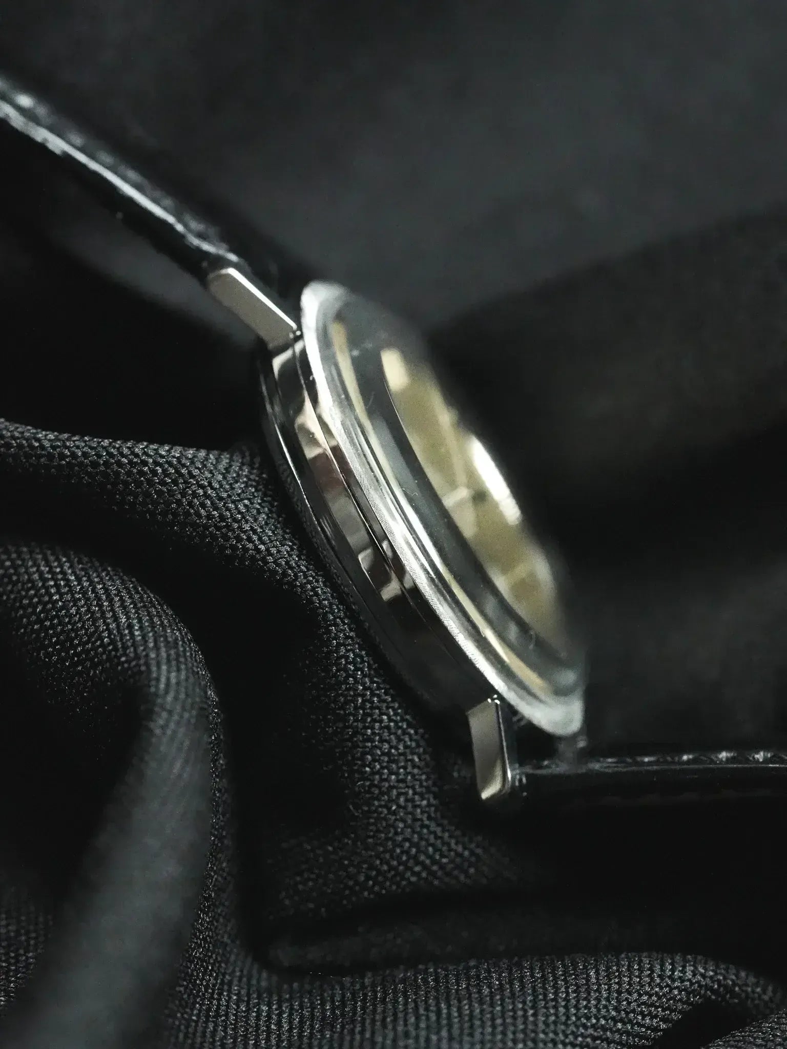 Montre Corum Acier Automatique Cadran Lin Argent (Années 1980) - Atelier Victor