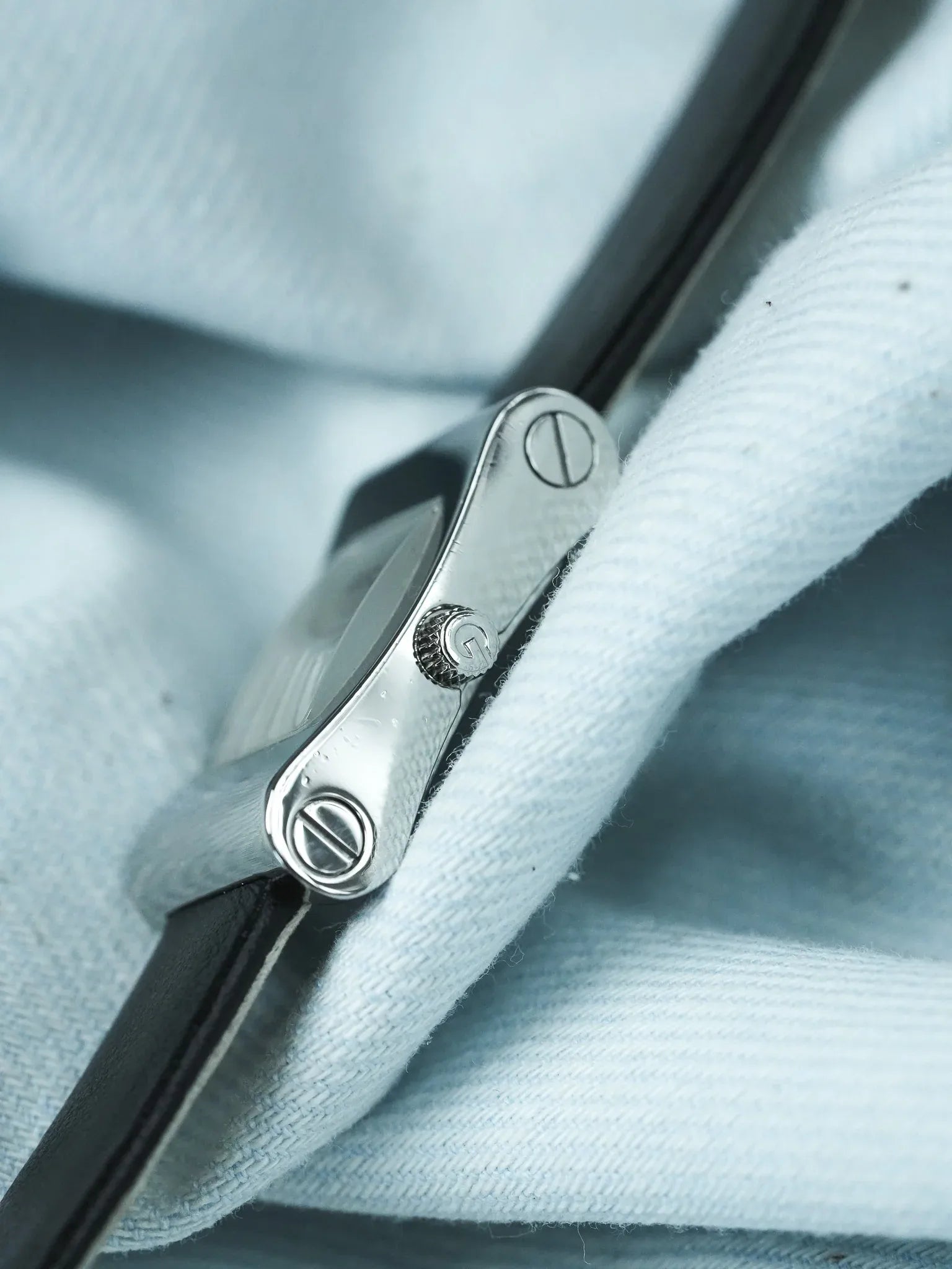 Montre Gucci Vintage Rectangulaire (Années 2000) – Acier 17mm - Atelier Victor