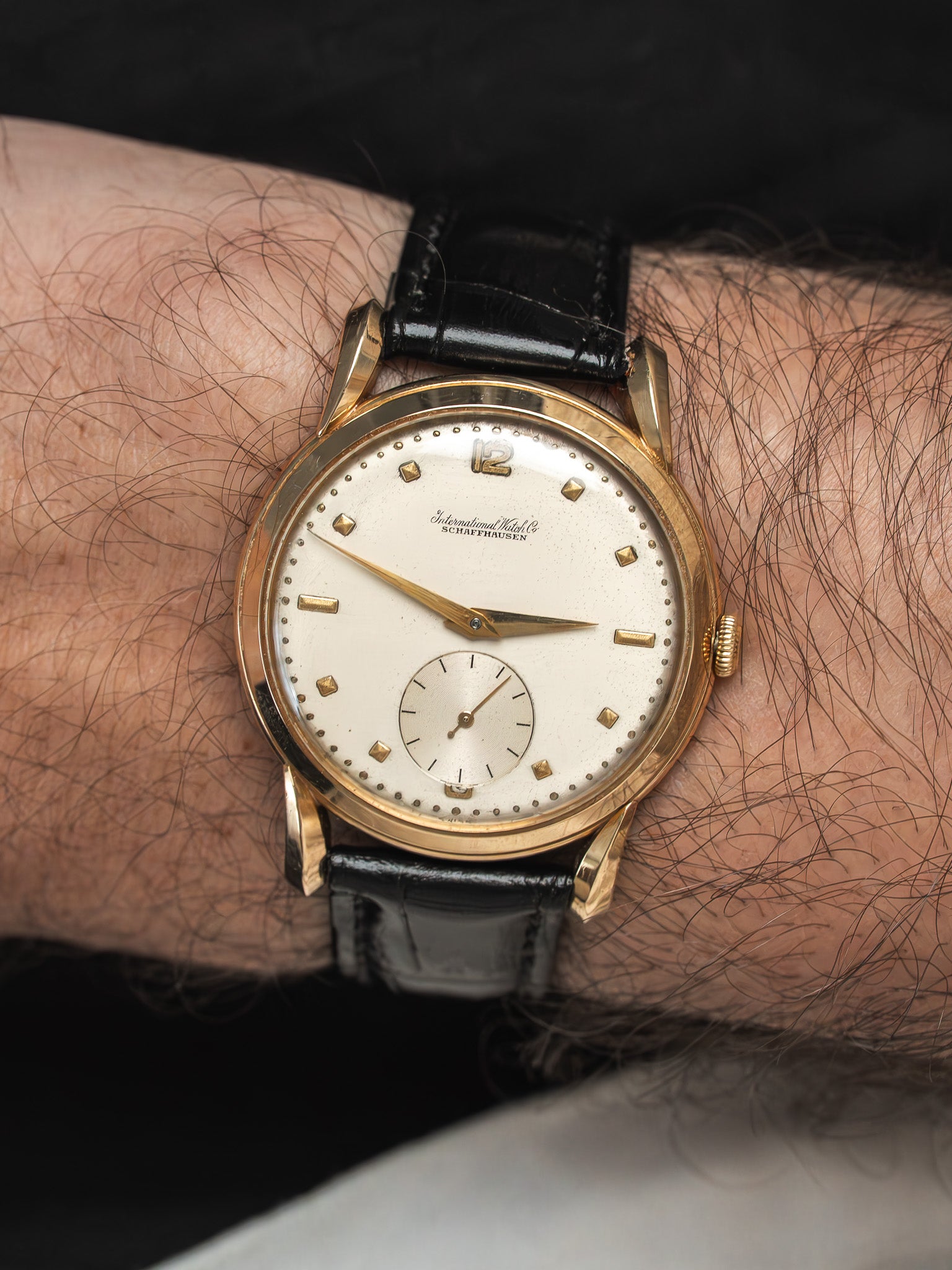 Montre IWC Schaffhausen Calatrava Vintage - Or Jaune 18k 36mm (1946-1948) - Atelier Victor