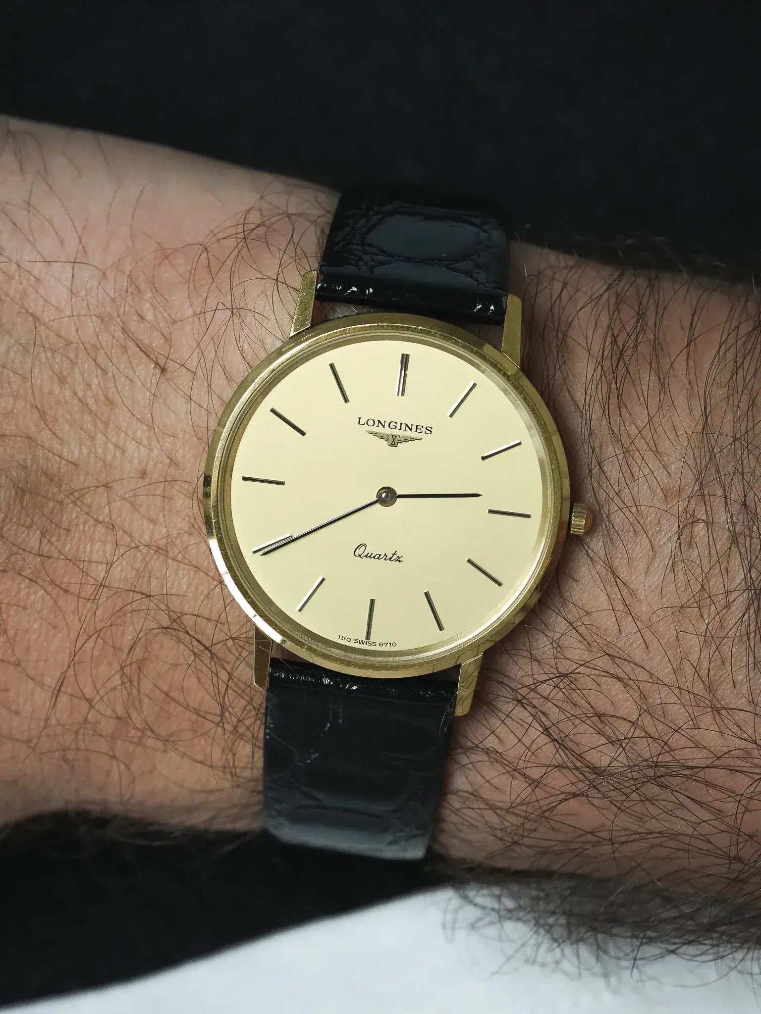 Montre Longines habillée (1980s) extra plate plaqué or Cadran or