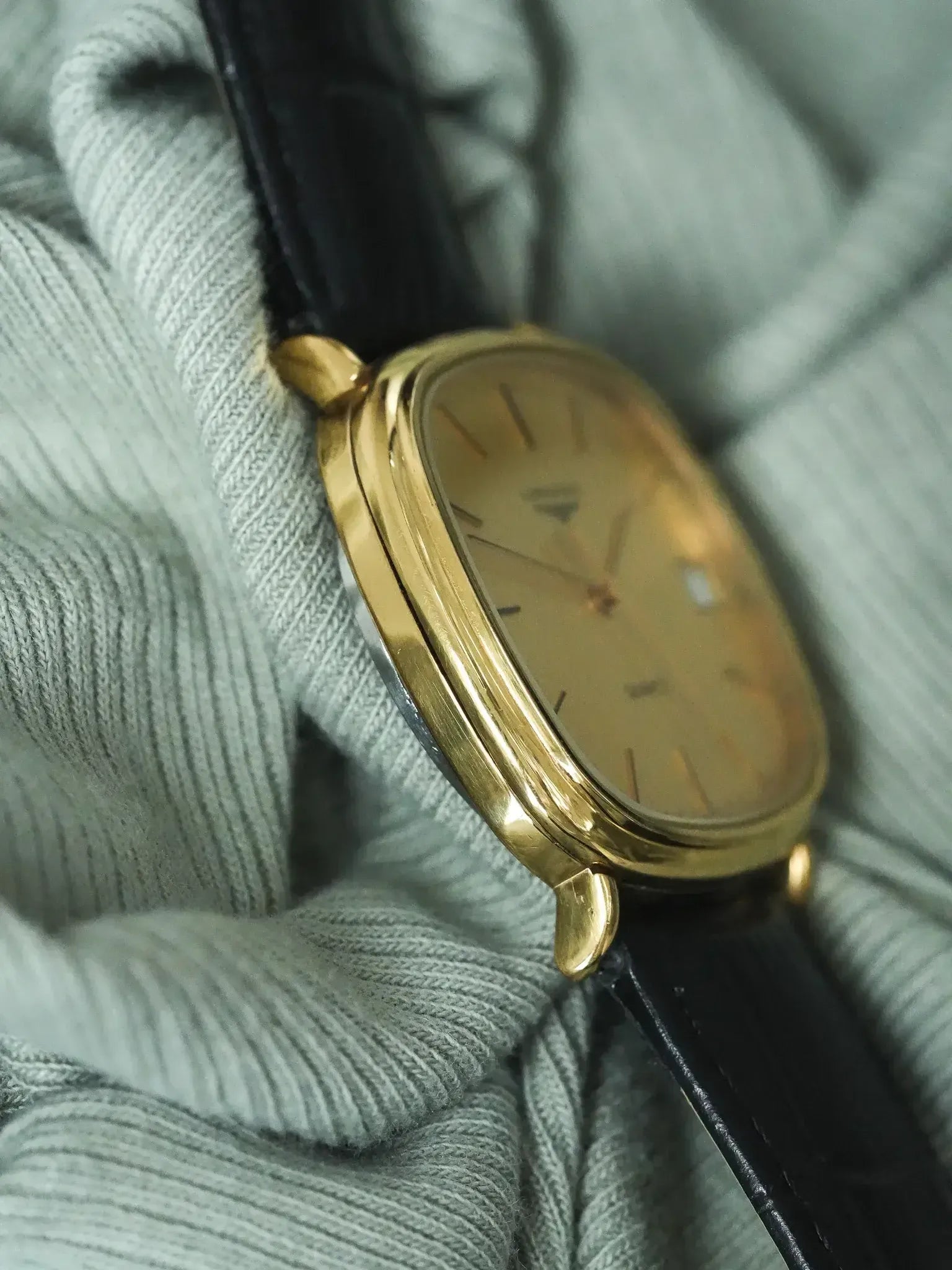 Montre Longines Vintage (1980s) - TV Date plaqué or Cadran lin - Atelier Victor