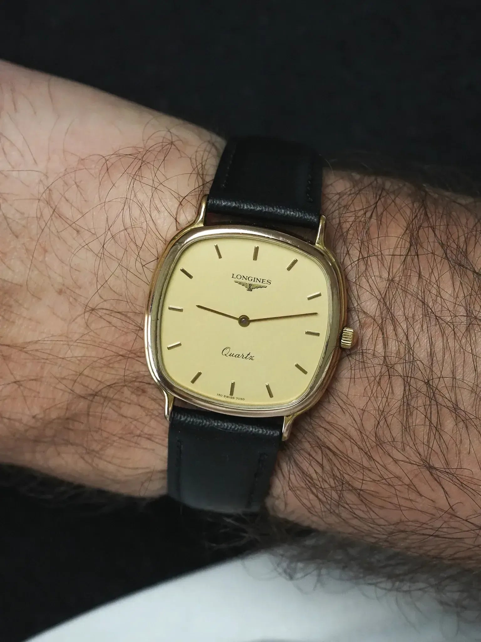 Montre Longines Vintage (1980s) - TV plaqué or Cadran nid d'abeilles