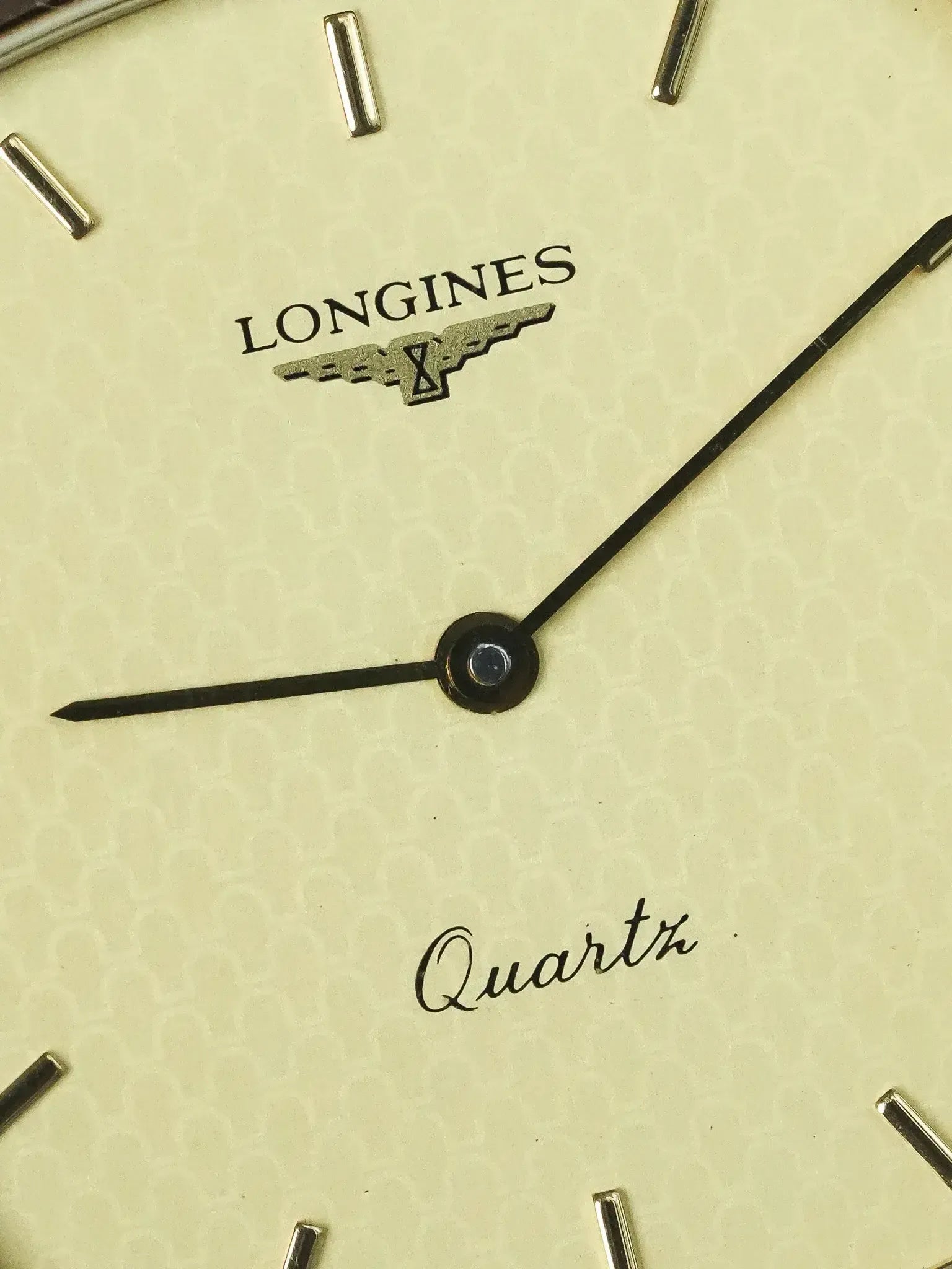 Montre Longines Vintage (1980s) - TV plaqué or Cadran nid d'abeilles - Atelier Victor
