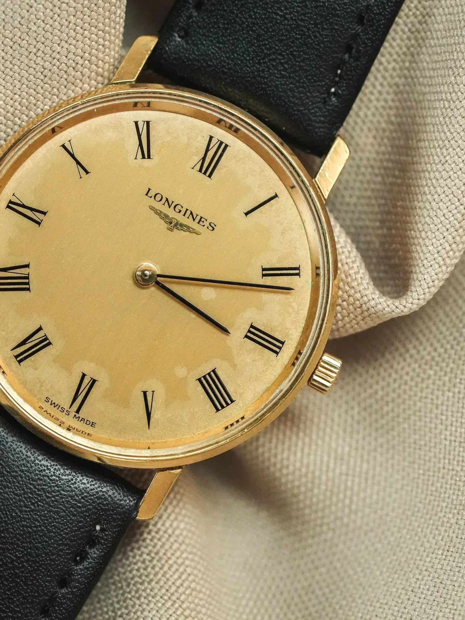 Montre Longines Vintage - 34mm Plaqué Or Chiffres Romains (1978) - Atelier Victor