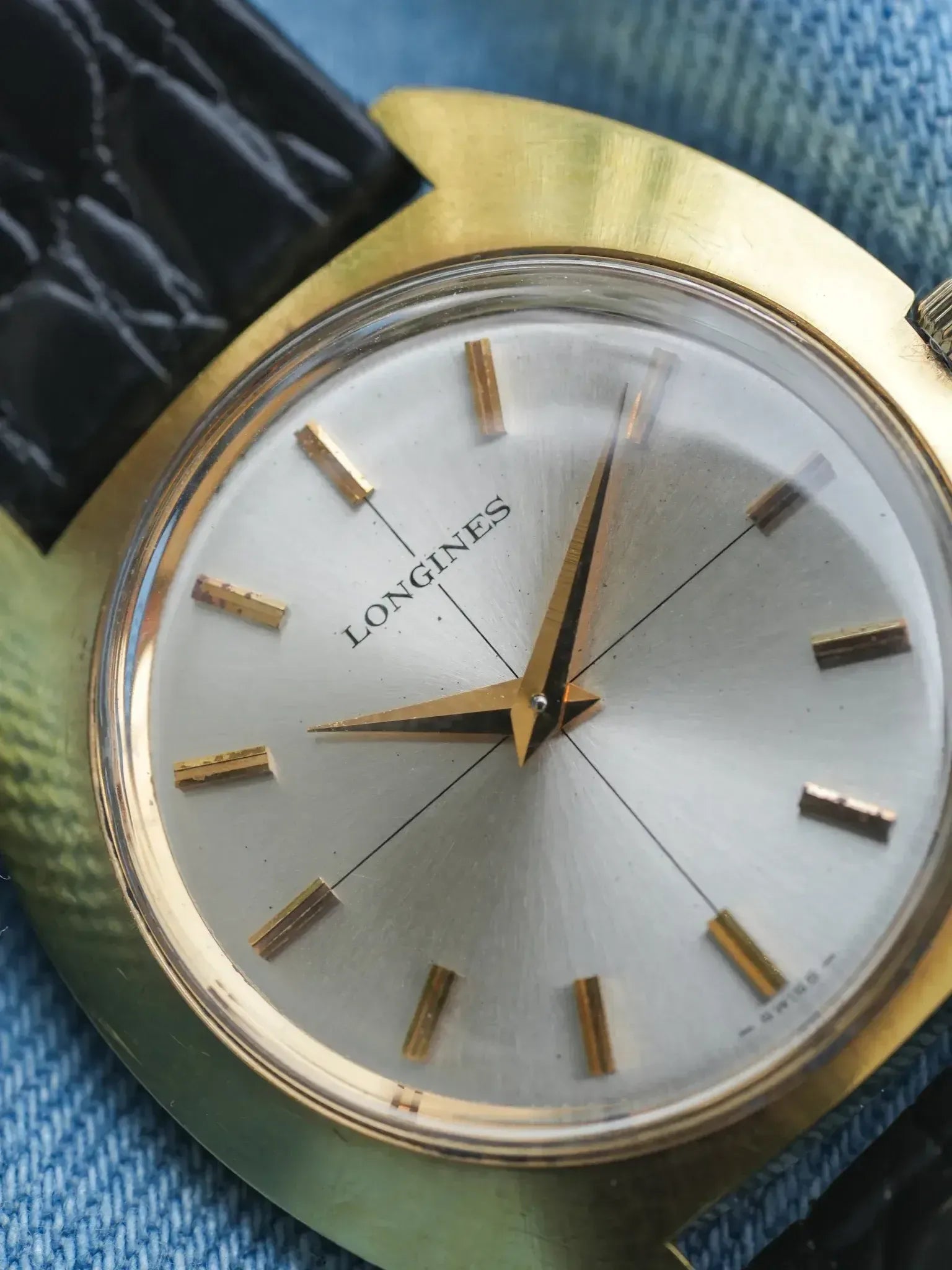 Montre Longines Vintage Disco - Plaqué Or Manuel (Années 1970) - Atelier Victor
