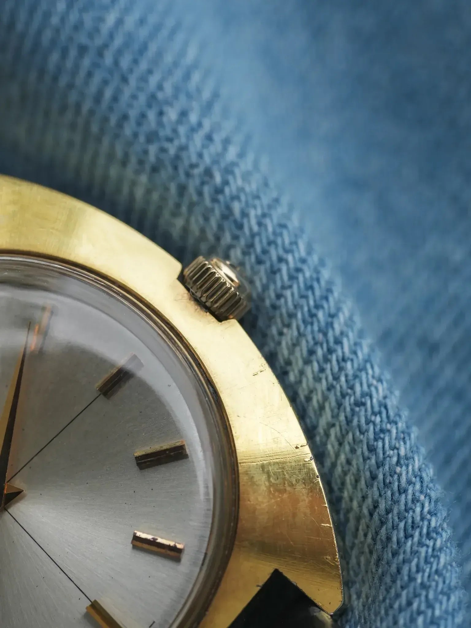 Montre Longines Vintage Disco - Plaqué Or Manuel (Années 1970) - Atelier Victor