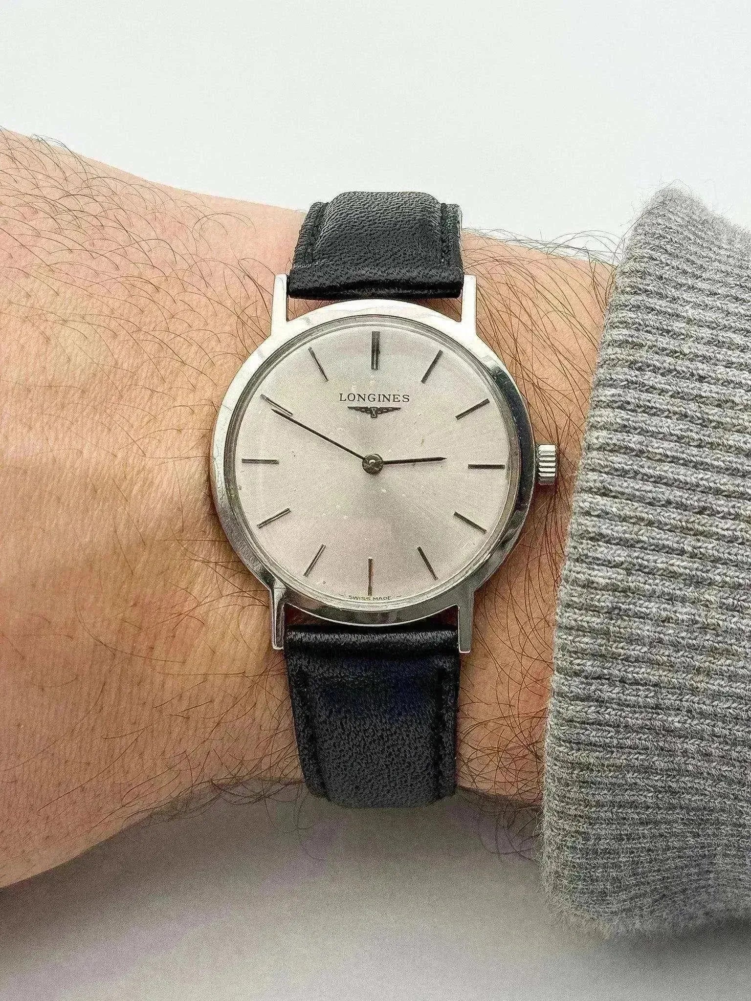 Montre Longines Vintage - Dress Watch mécanique Index Noir (1975) - Atelier Victor