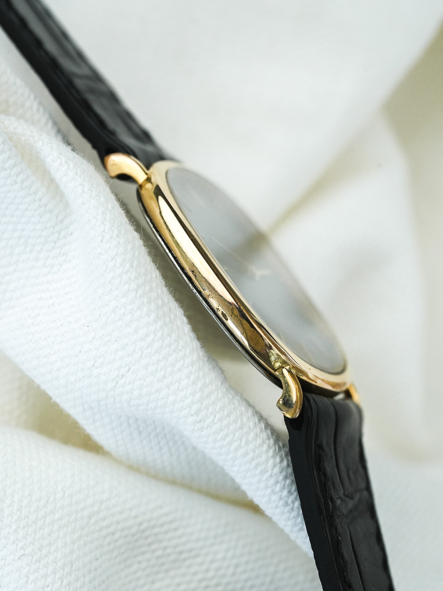 Montre Longines Vintage - Ellipse Bleu nuit patiné (1980) - Atelier Victor