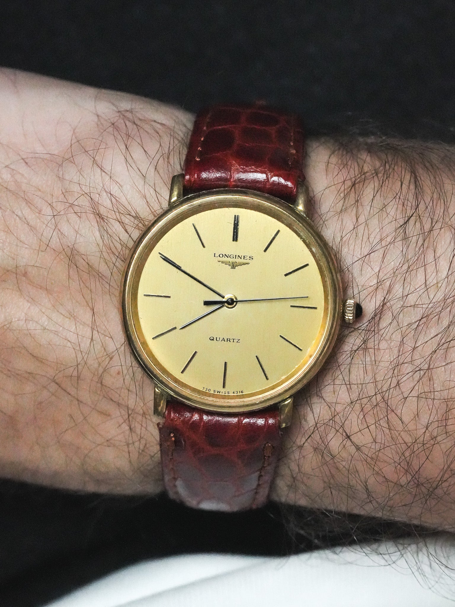Vintage Longines Watch - Round Gold Cabochon Black (1970s)