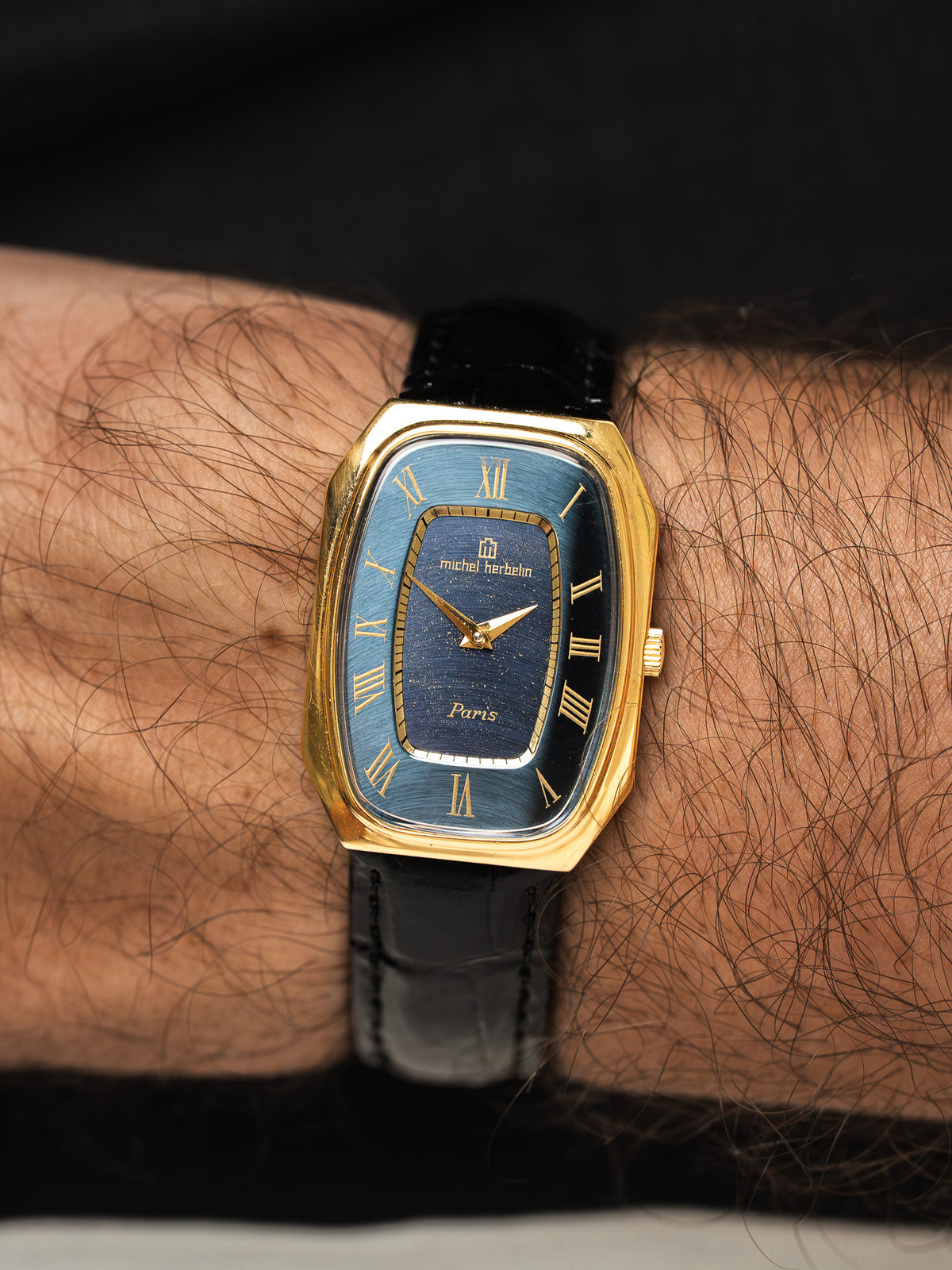 Montre au poignet - Montre Michel Herbelin Tonneau Vintage - Atelier Victor
