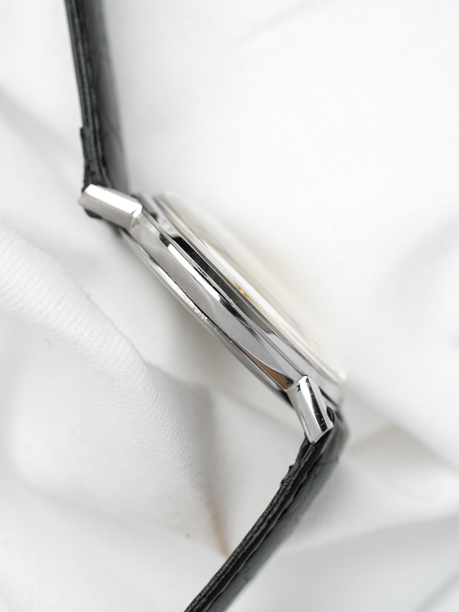 Montre Omega Meister Acier — Cadran Argenté Soleillé (1964)