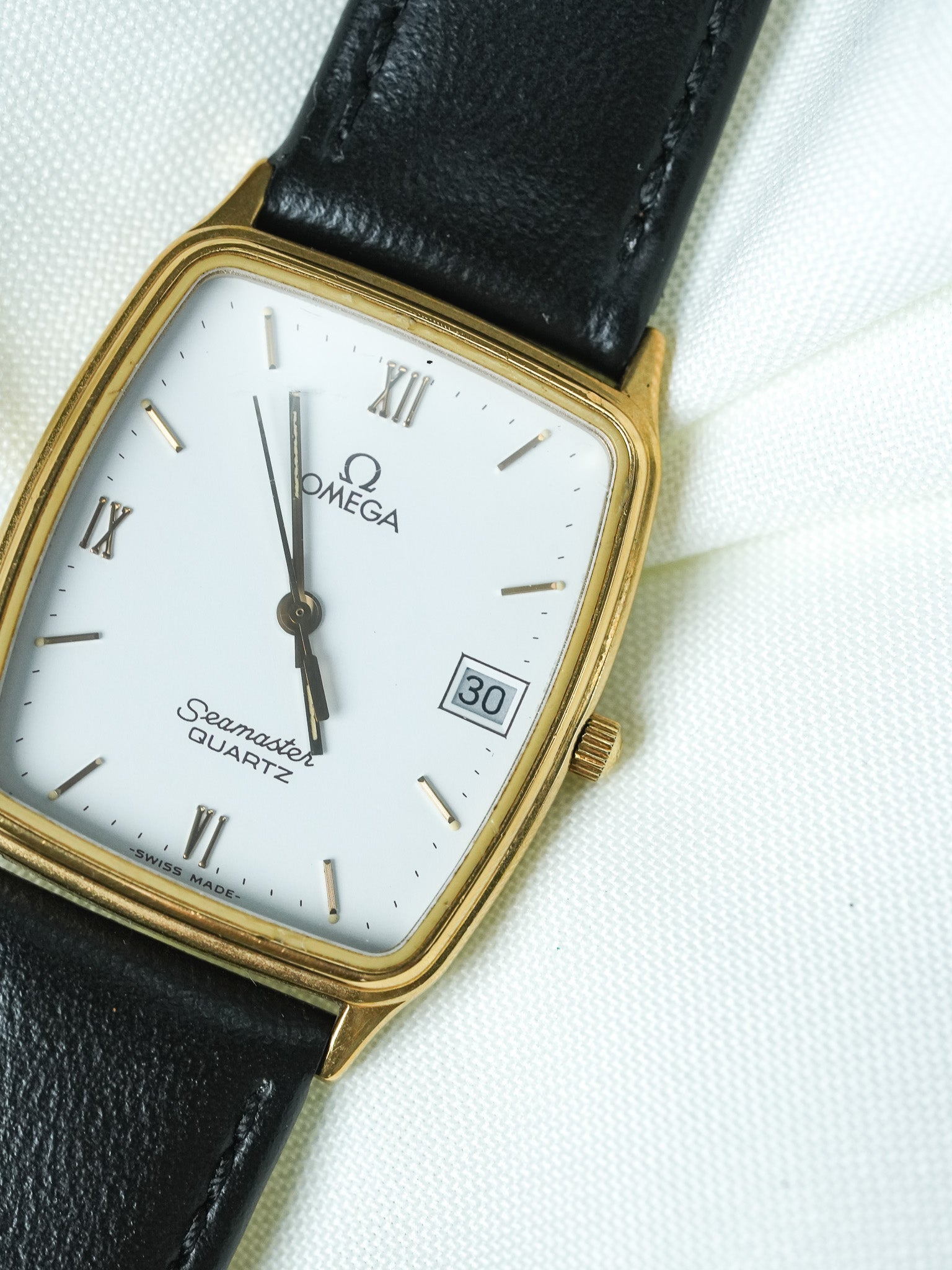 Montre Omega Seamaster Vintage - Tonneau Plaqué Or Blanc (1982) - Atelier Victor