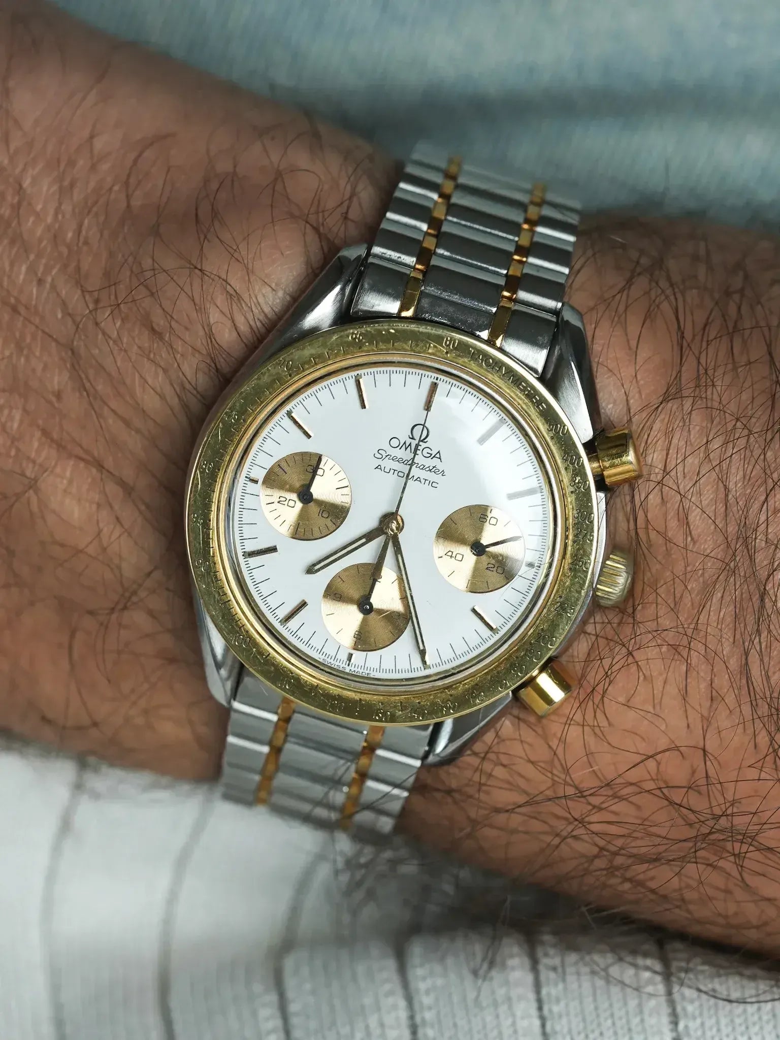 Montre Omega Speedmaster Reduced 175.0033 - Or Acier Cadran blanc (Vintage 1989) - Atelier Victor