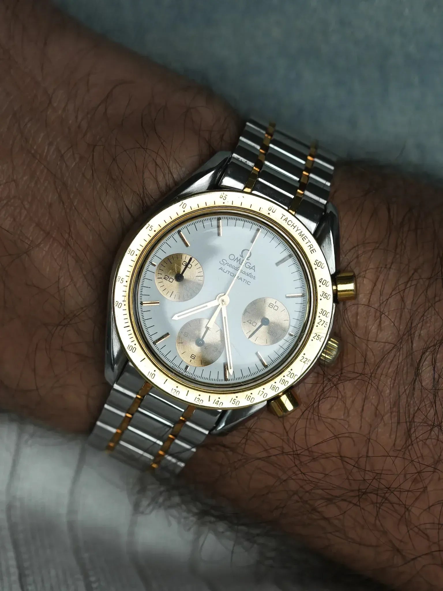Montre Omega Speedmaster Reduced 175.0033 - Or Acier Cadran blanc (Vintage 1989) - Atelier Victor